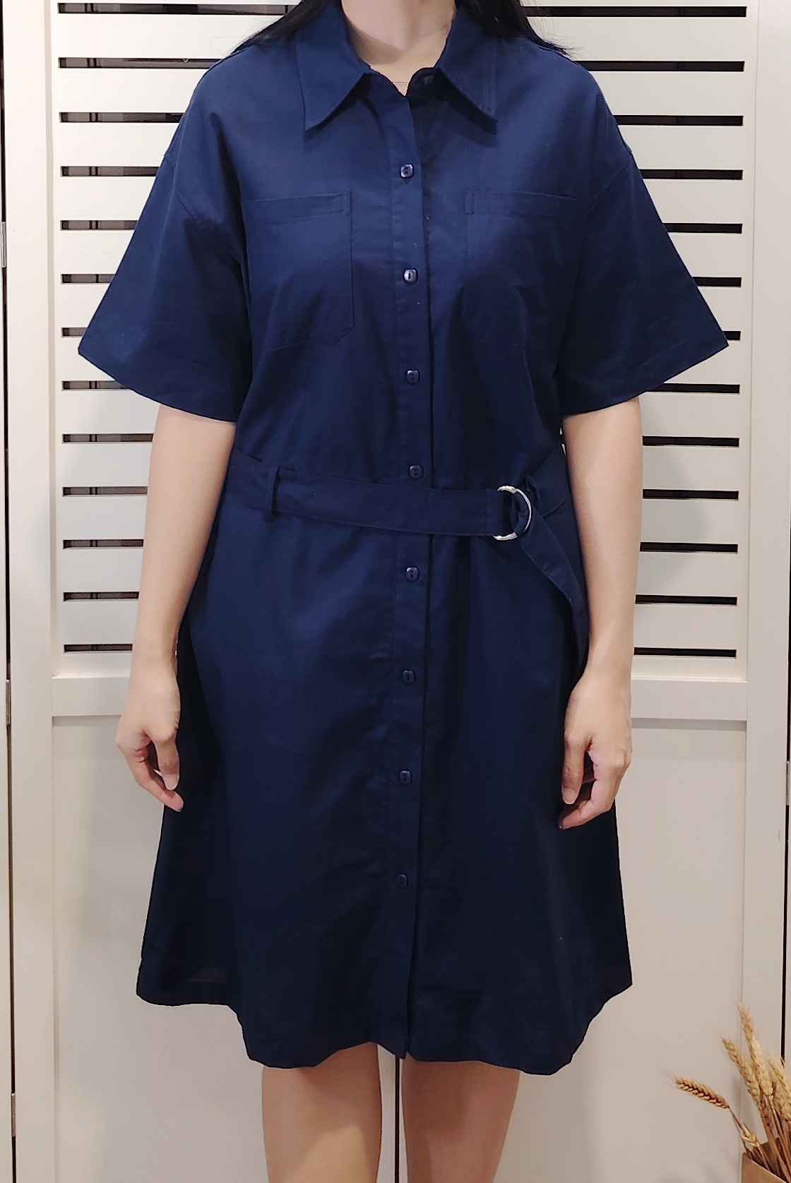 H9382 Collar Dress With Belt