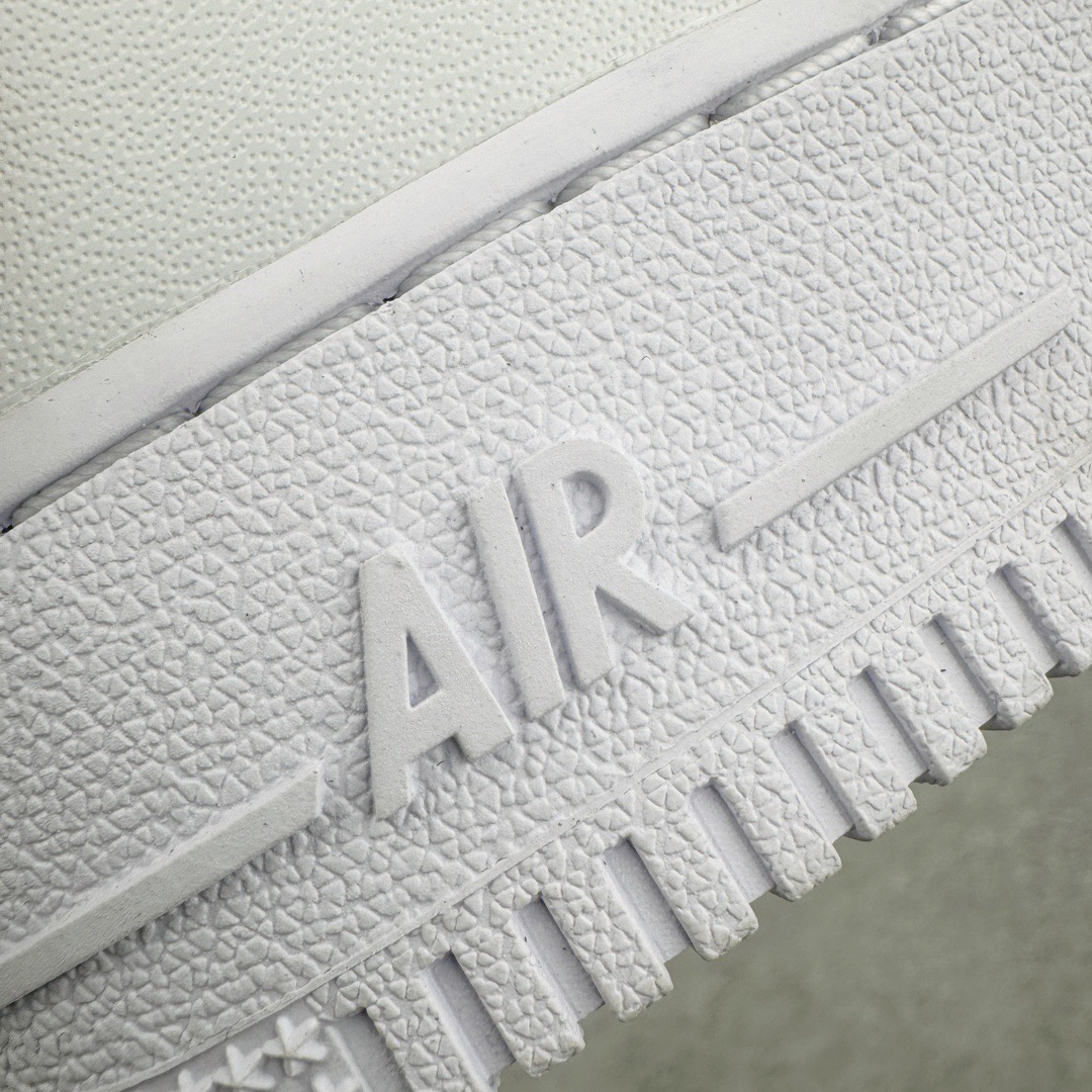 Fragment Design x Nike Air Force 1 Low CW2288-001