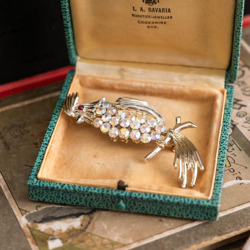 RARE! Vintage C.a. 1960s BSK Aurora Borealis cockatoo/ Parrot Bird Brooch (MW165)