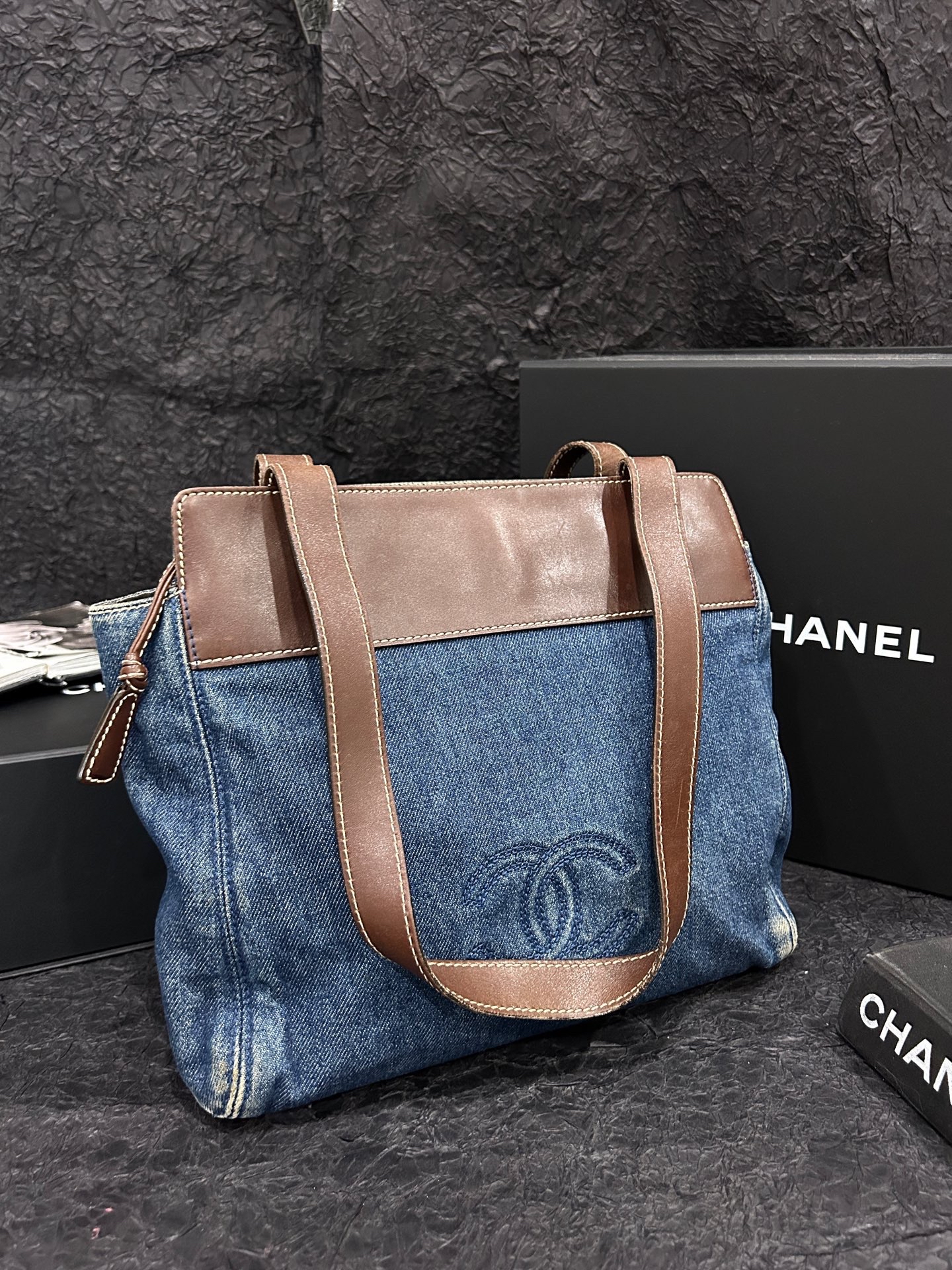 【預訂貨品】Chanel 藍色丹寧牛仔拼皮tote