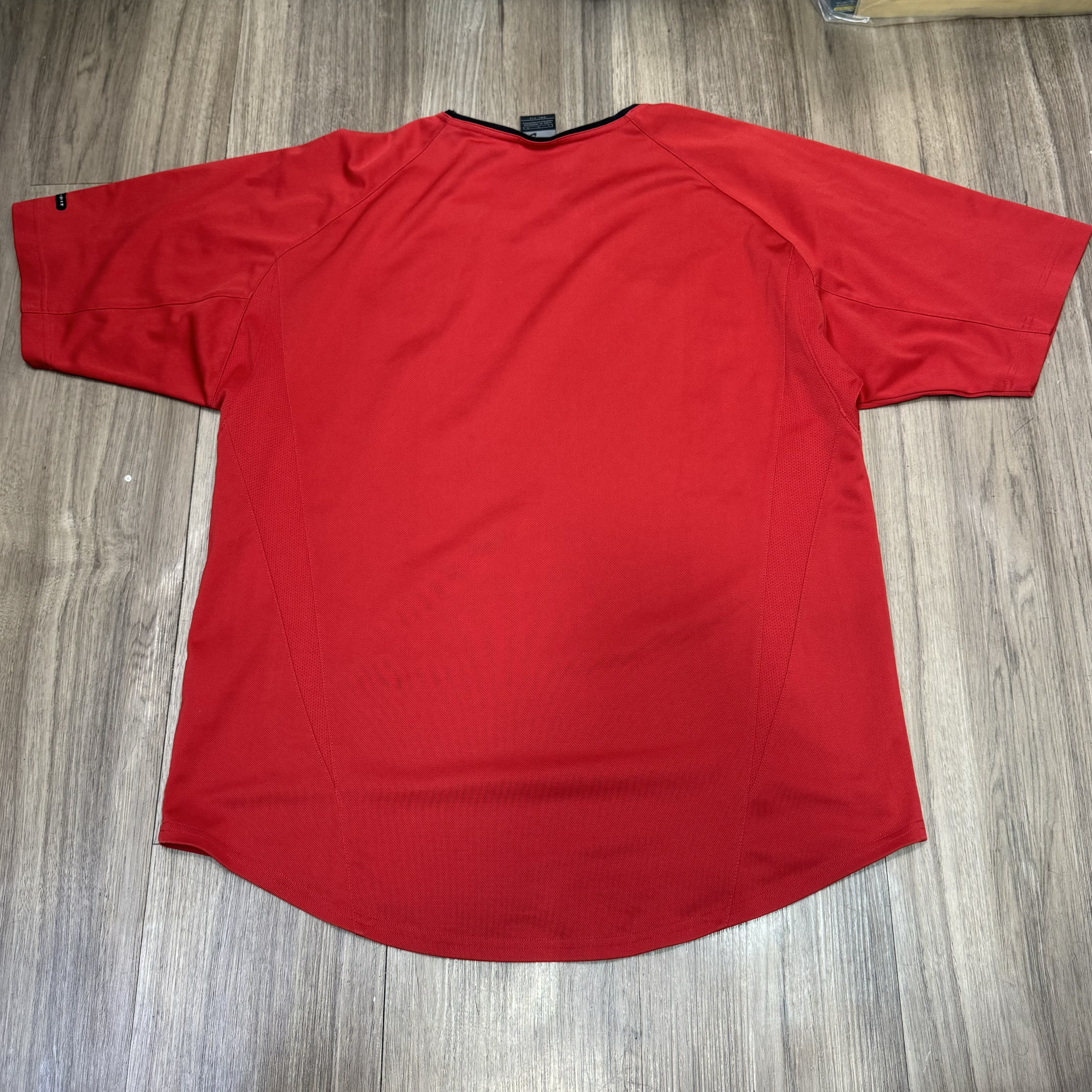 Manchester United 02/03 training shirt