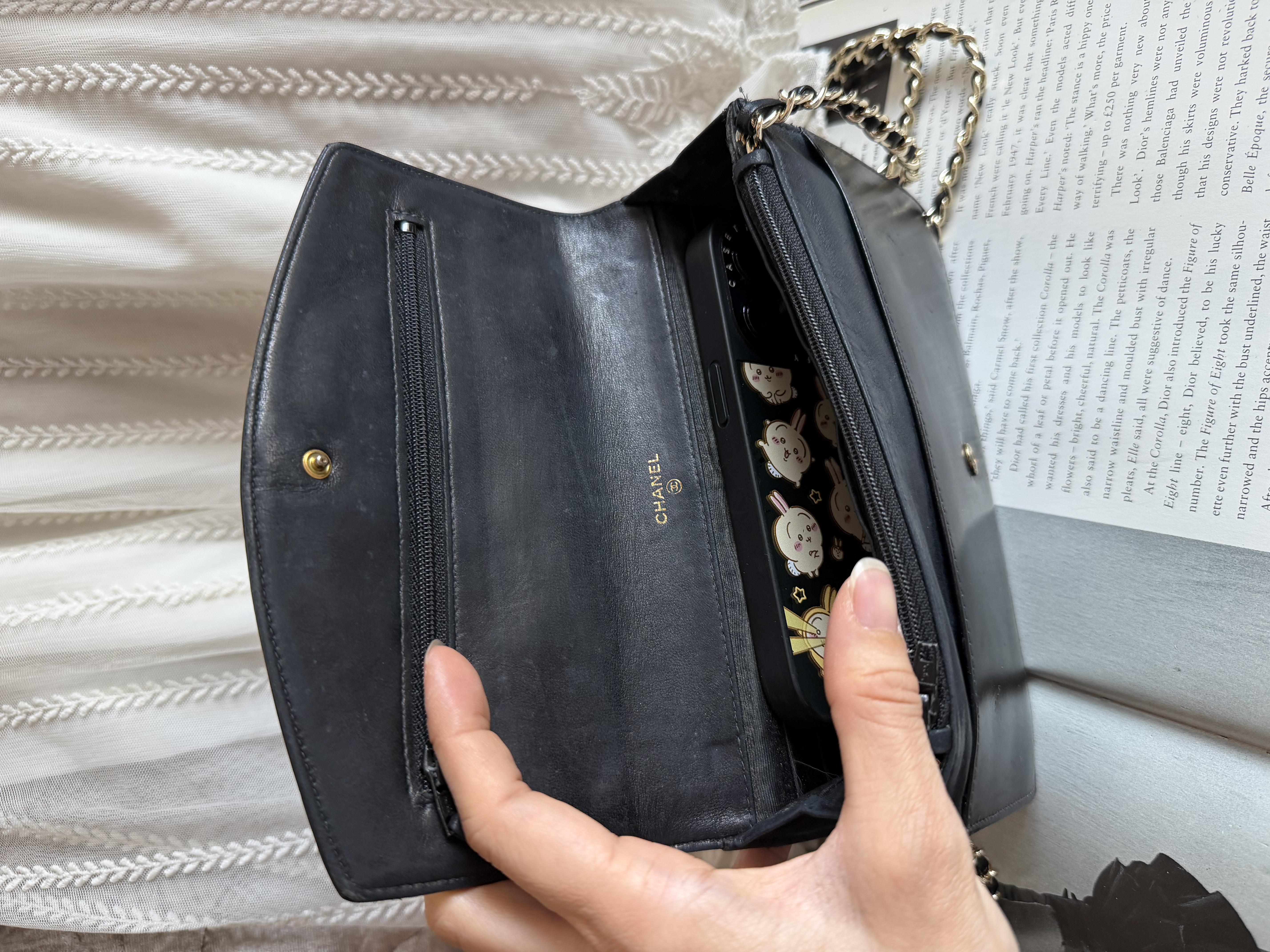 Vintage Chanel patent leather wallet 