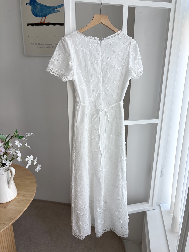 Aurelie Embroidered Dress (White)