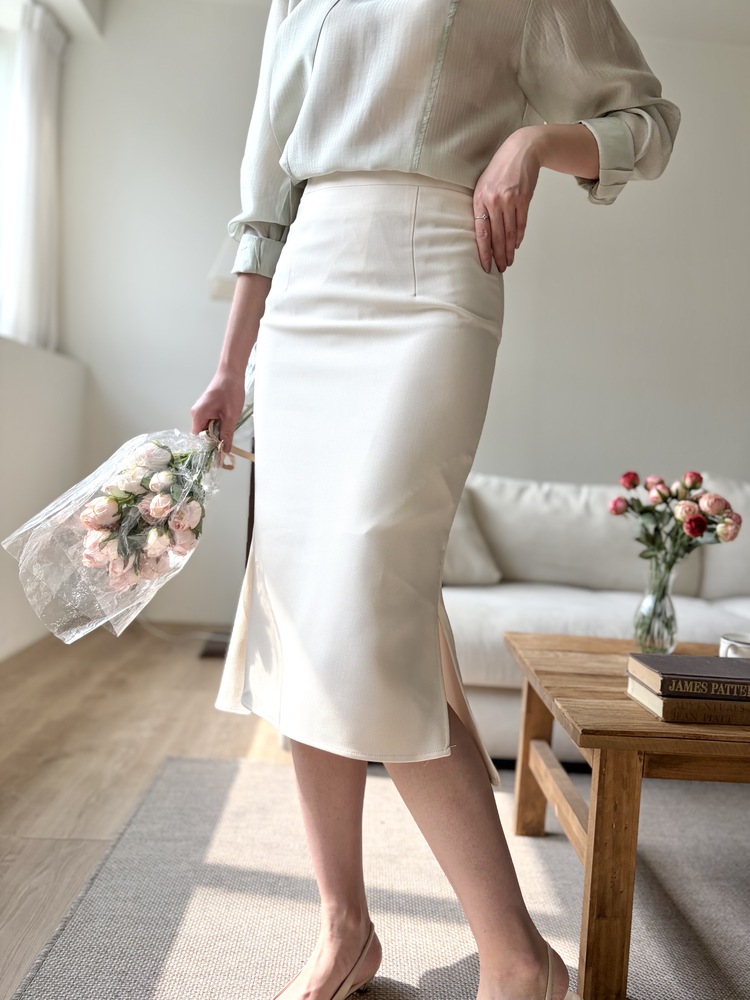 Pastel Mermaid Skirt (Ivory)