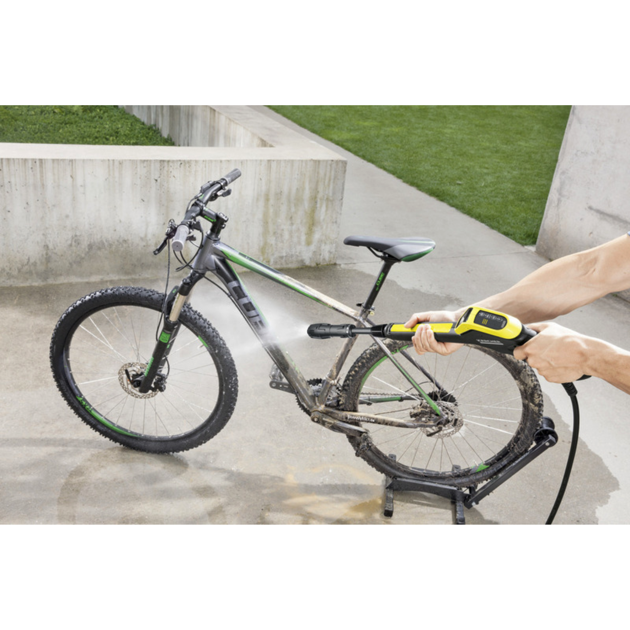 Karcher K5 Power Control High Pressure Washer (K5 Power Control)