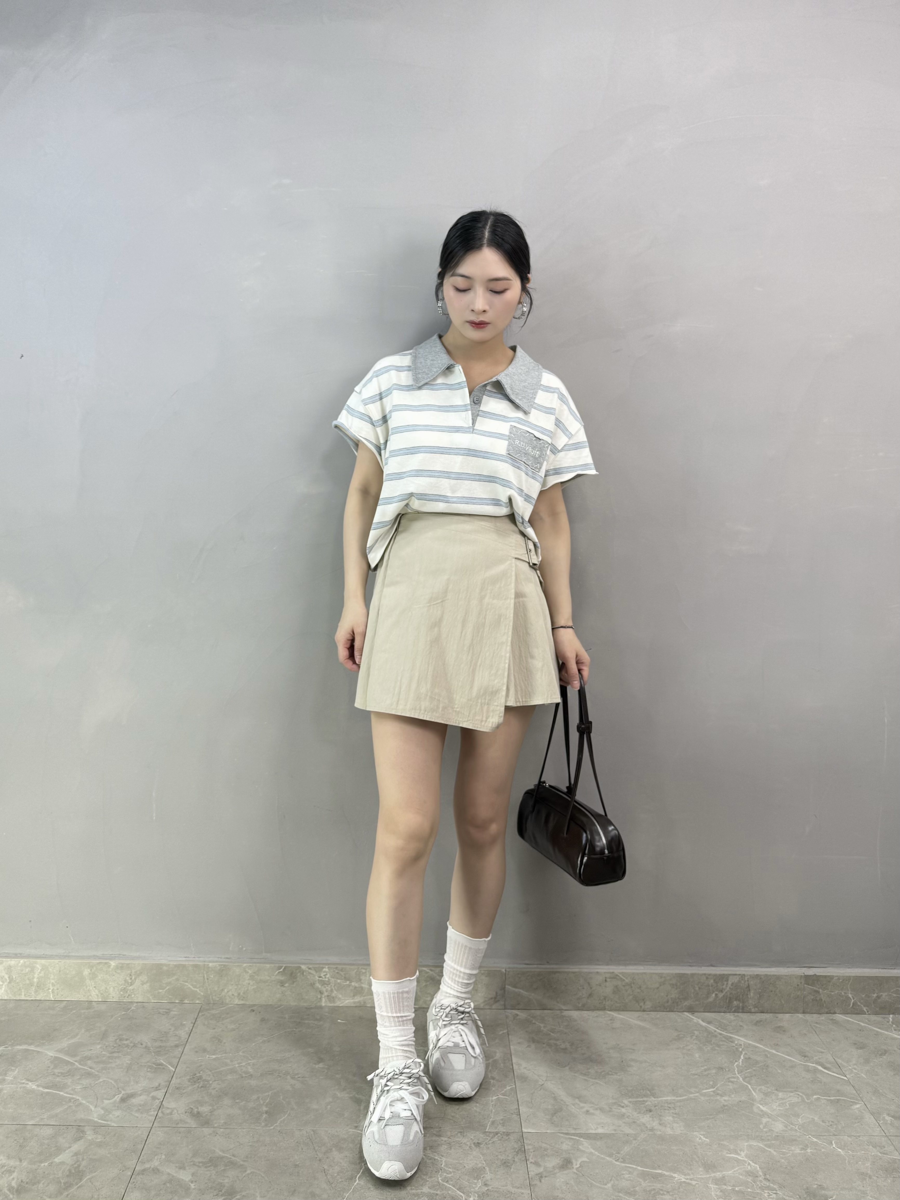 Q74 車章橫間polo tee