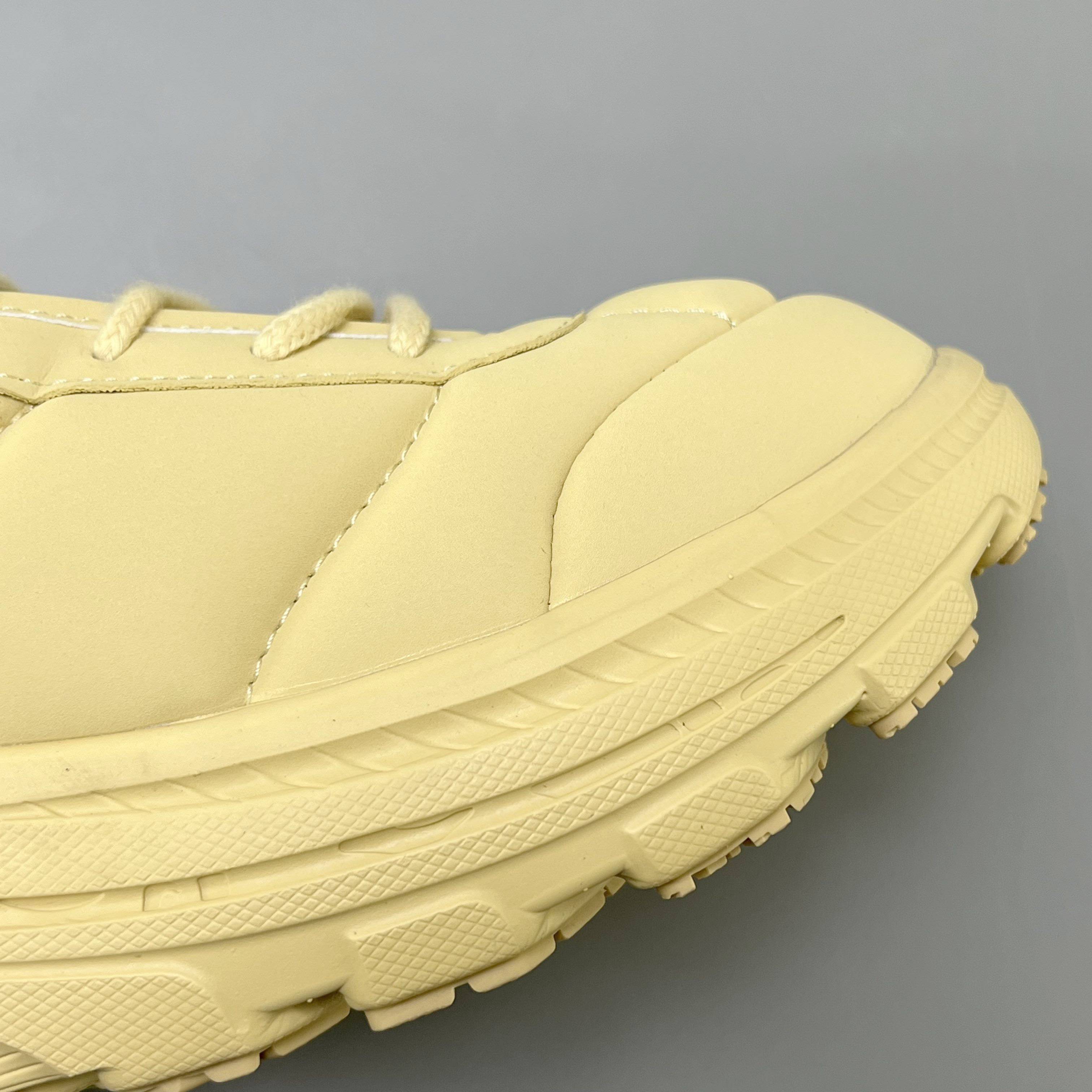 Hoka One One Bondi B3LS