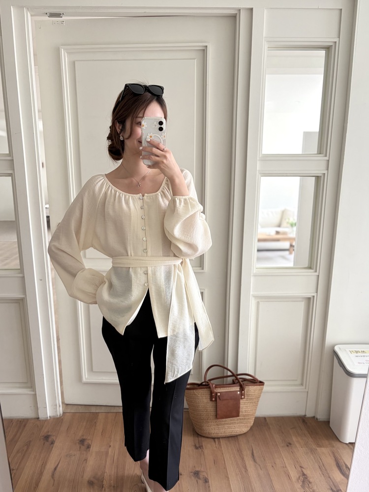 Eloise Tie-Neck Blouse (Cream)