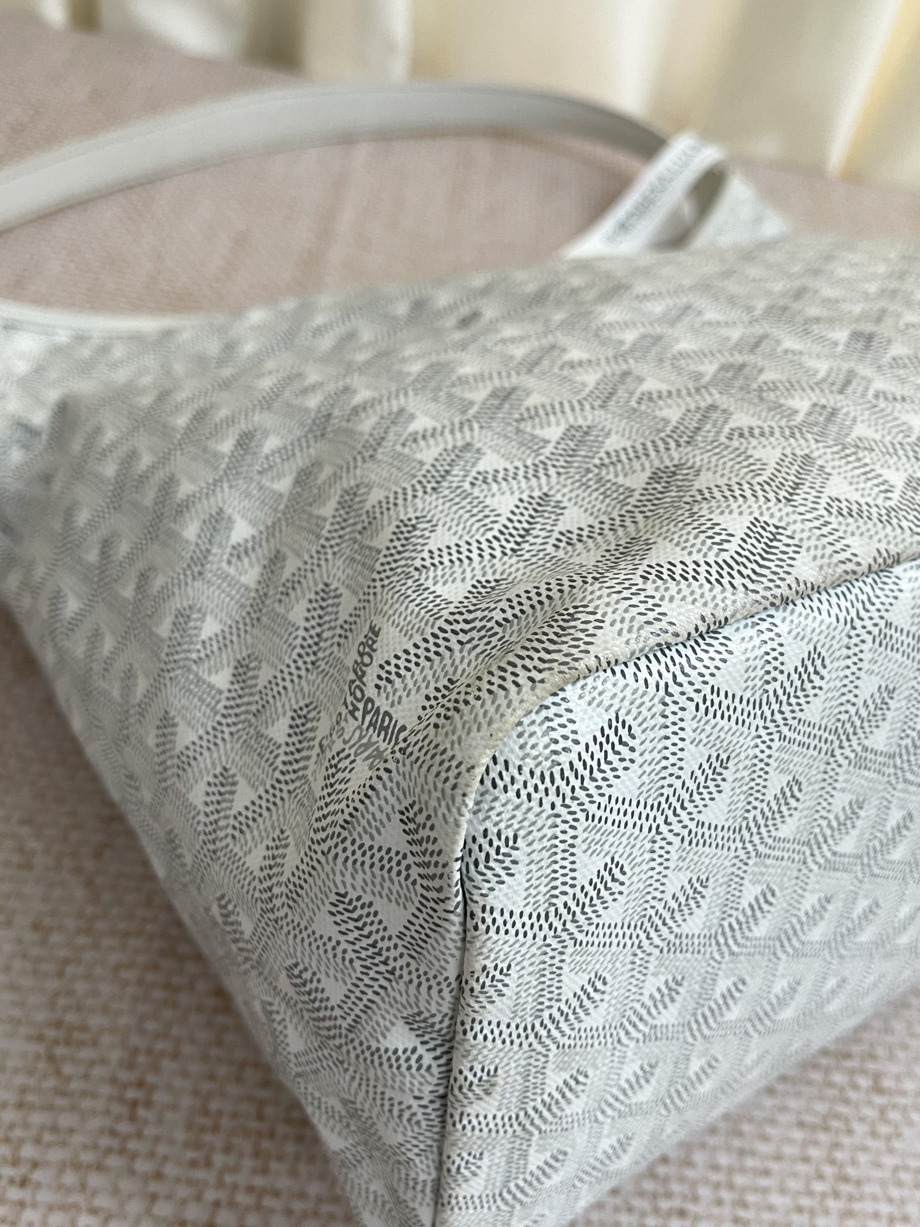 Pre-owned Goyard Hobo Bag / Product Code: 26021603