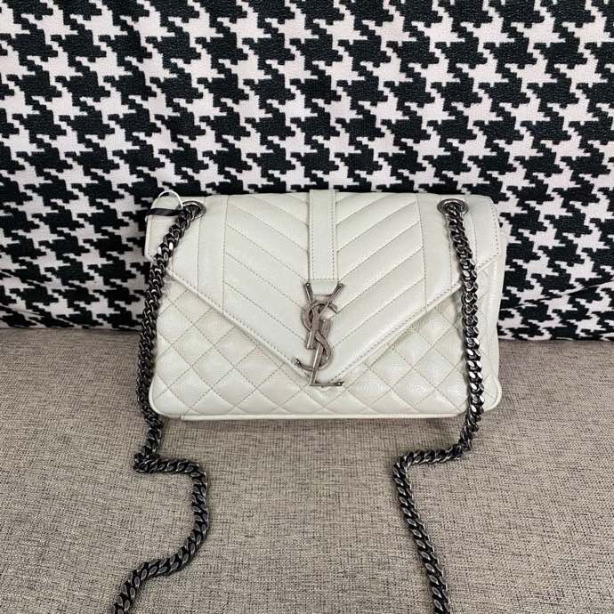 【預訂貨品】YSL白色郵差包 