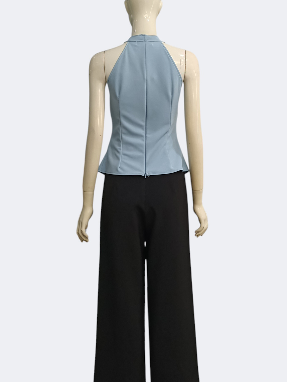 Chic Twist Top M190
