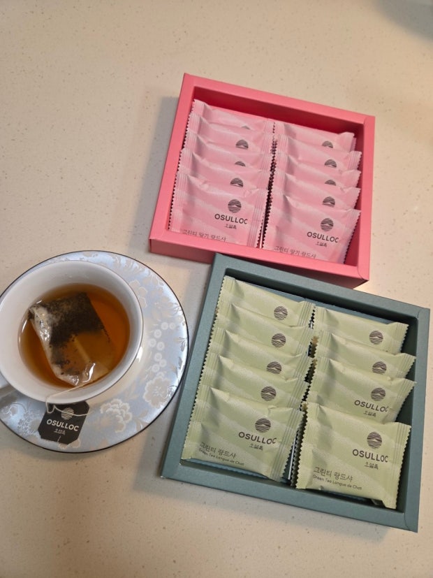 韓國 OSULLOC 濟州島抹茶 草莓夾心 法式脆餅 100g/盒｜Green Tea Strawberry Langue de Chat