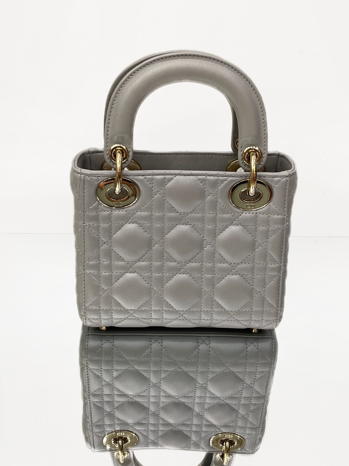 【預訂貨品】DIOR三格珠光灰戴妃包