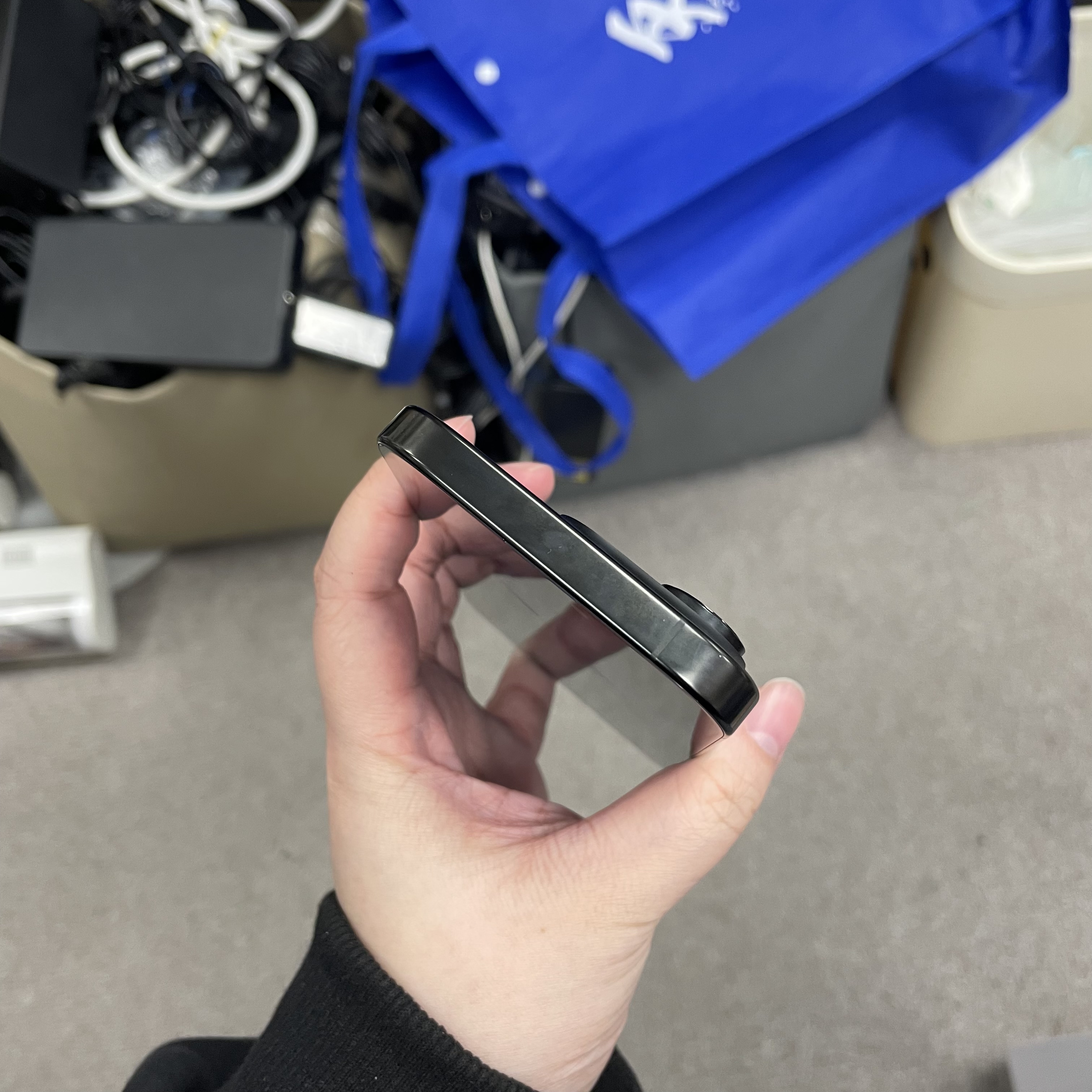 *5944 16 pro 勁靚機 256GB 電100 黑色 black