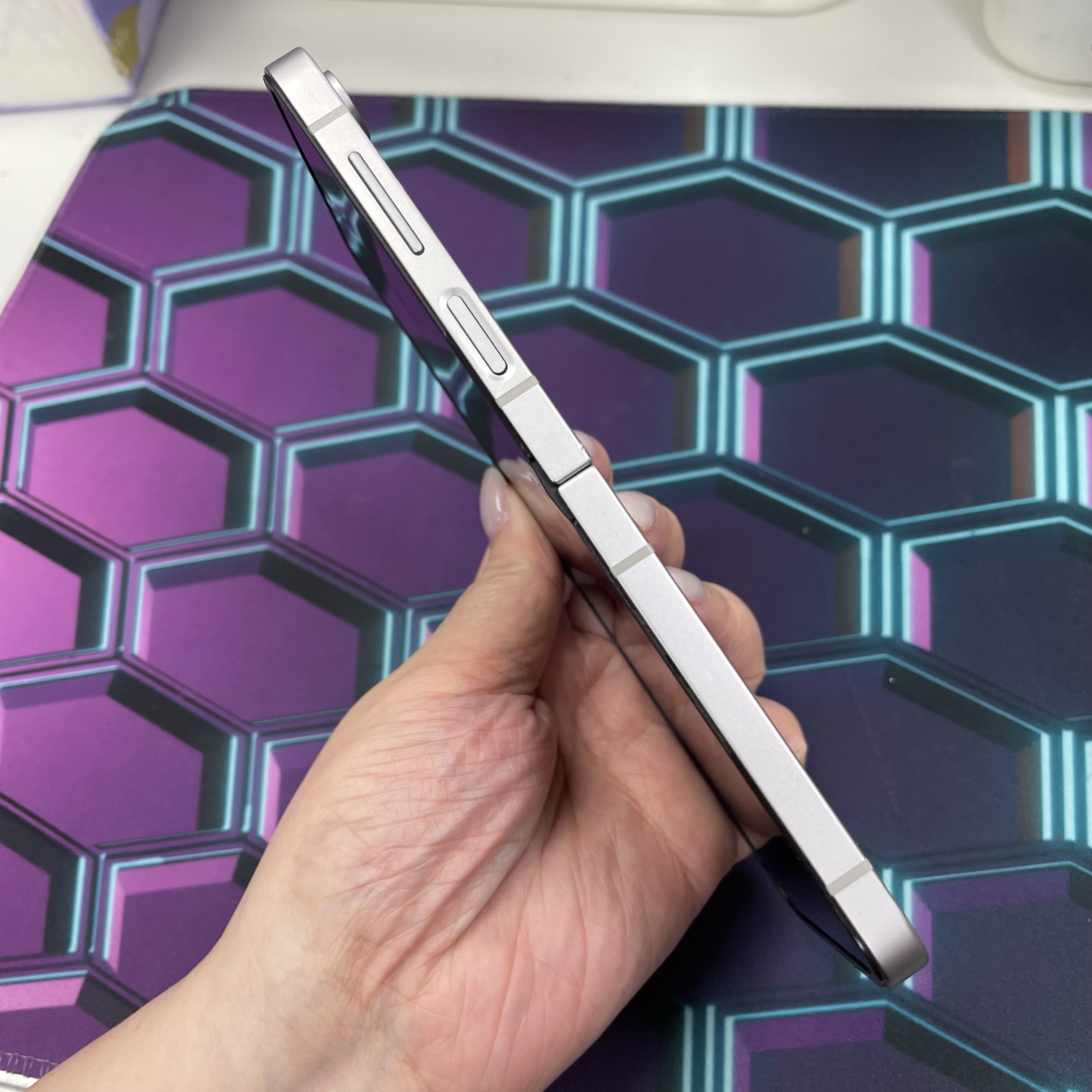 *6542 Galaxy Z Flip 6 超靚機12+512GB 灰色 gray