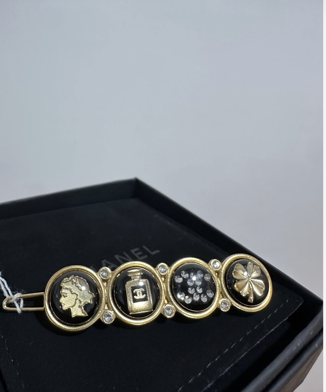 Chanel 時尚髮夾 100周年特別版