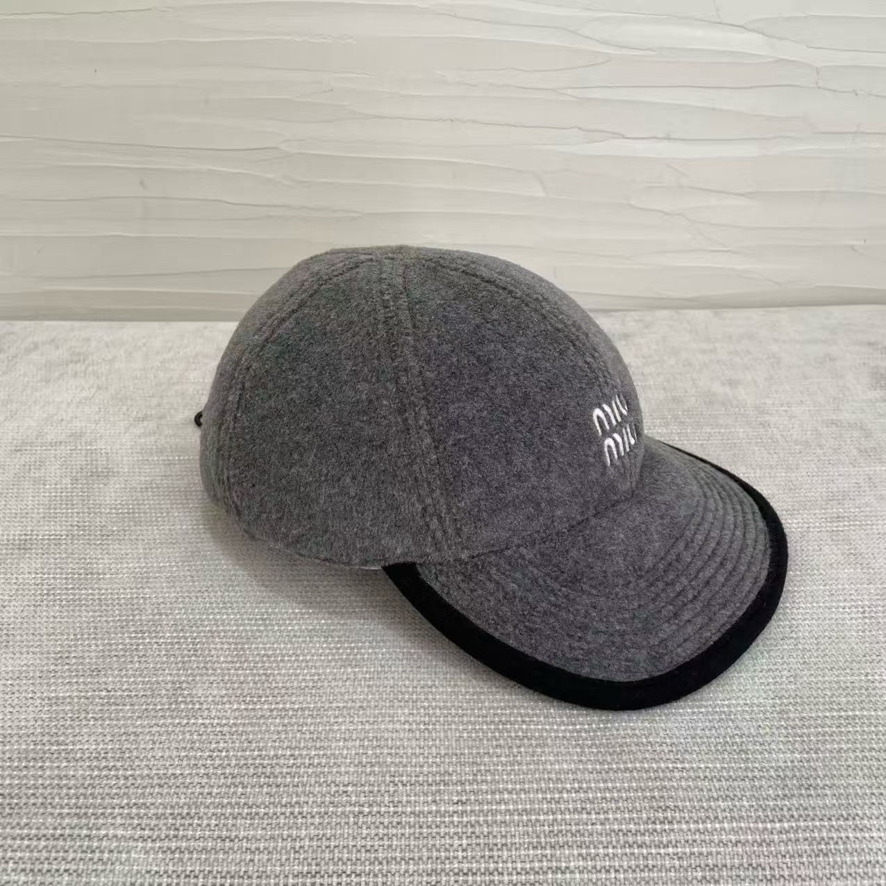 限時優惠✨訂貨🍒MIUMIU 束繩CAP  Size S 57cm M 58cm L 59cm