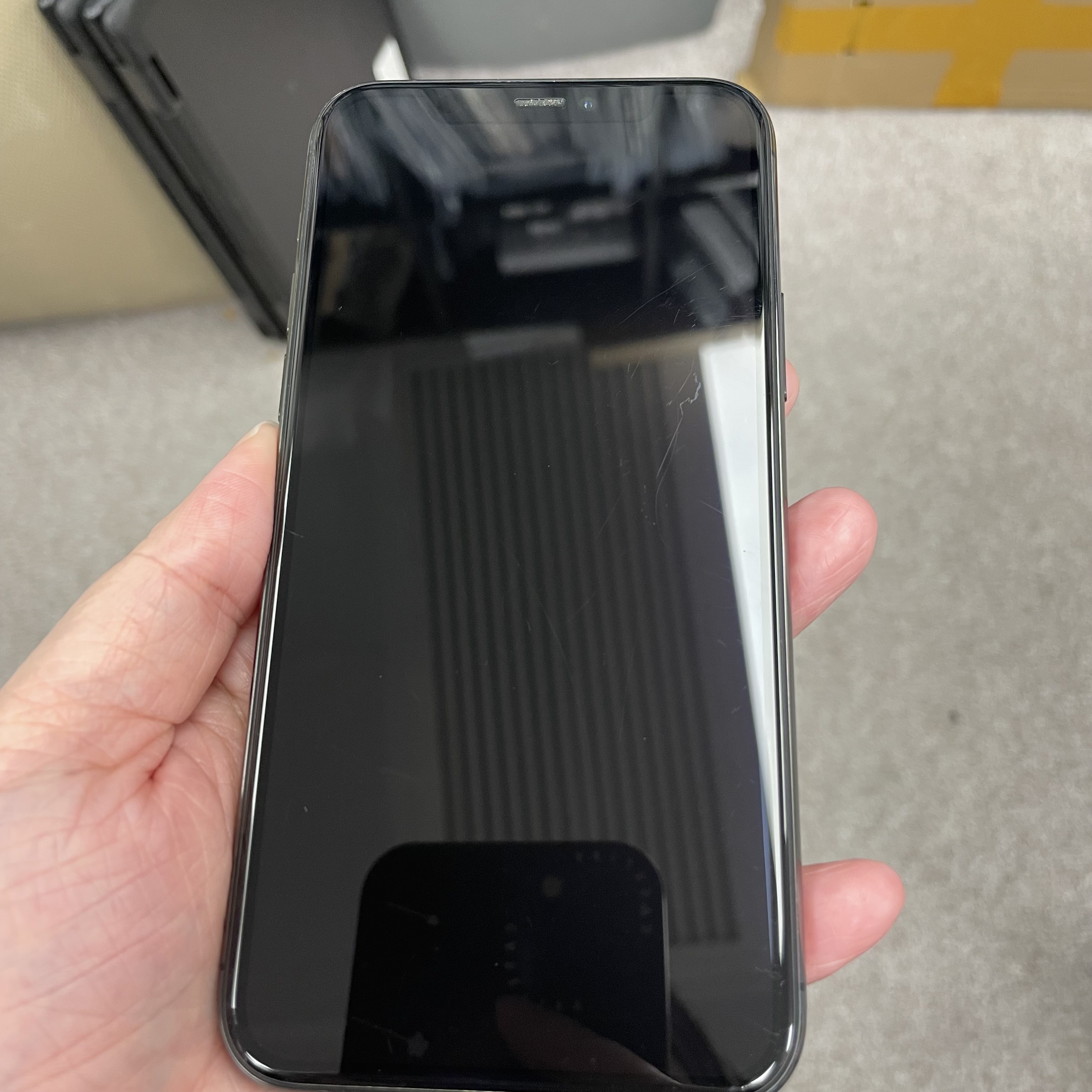 *5760 11 Pro 靚機 256GB 電98 黑色 black