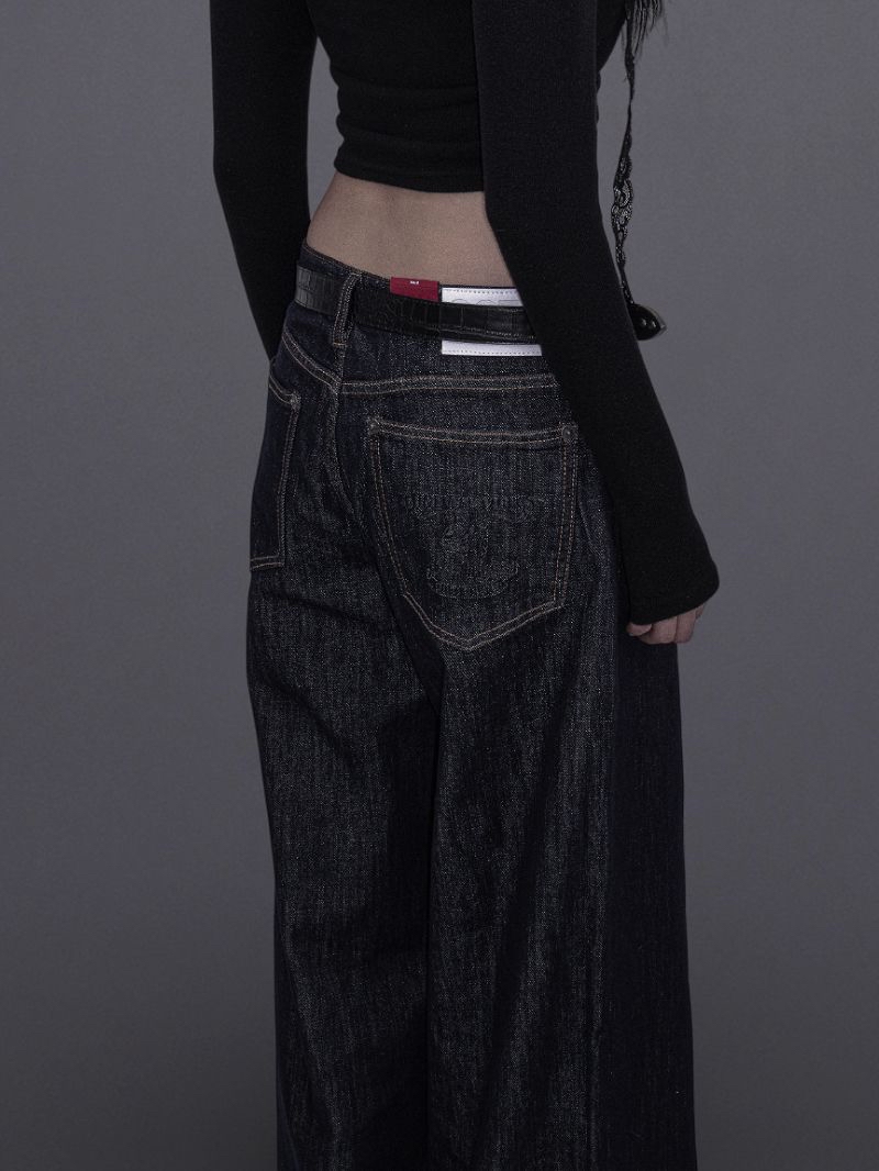 No-Fade Wide-Leg Jeans