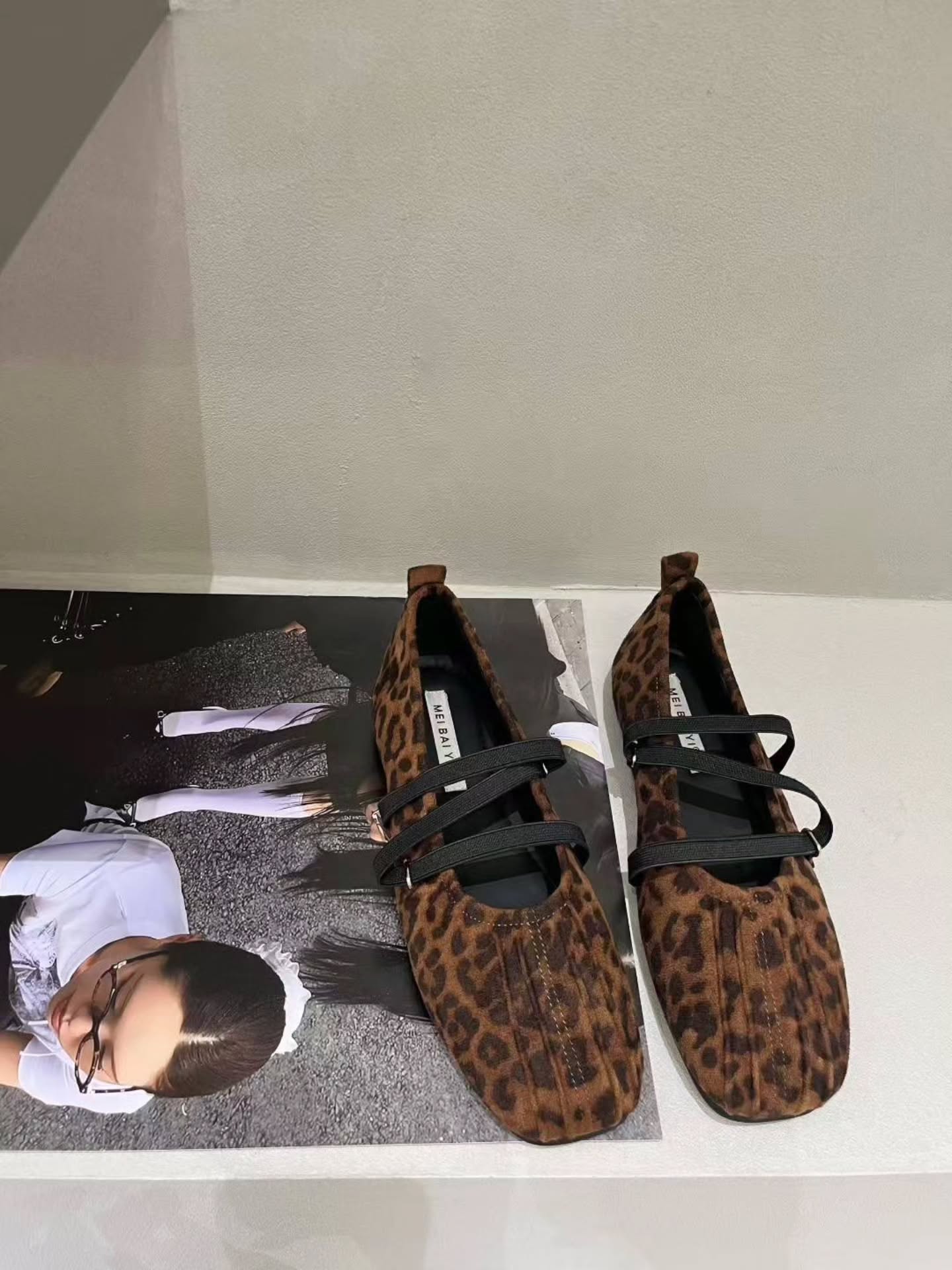 6638-102 方头复古绑带平底鞋 🇨🇳