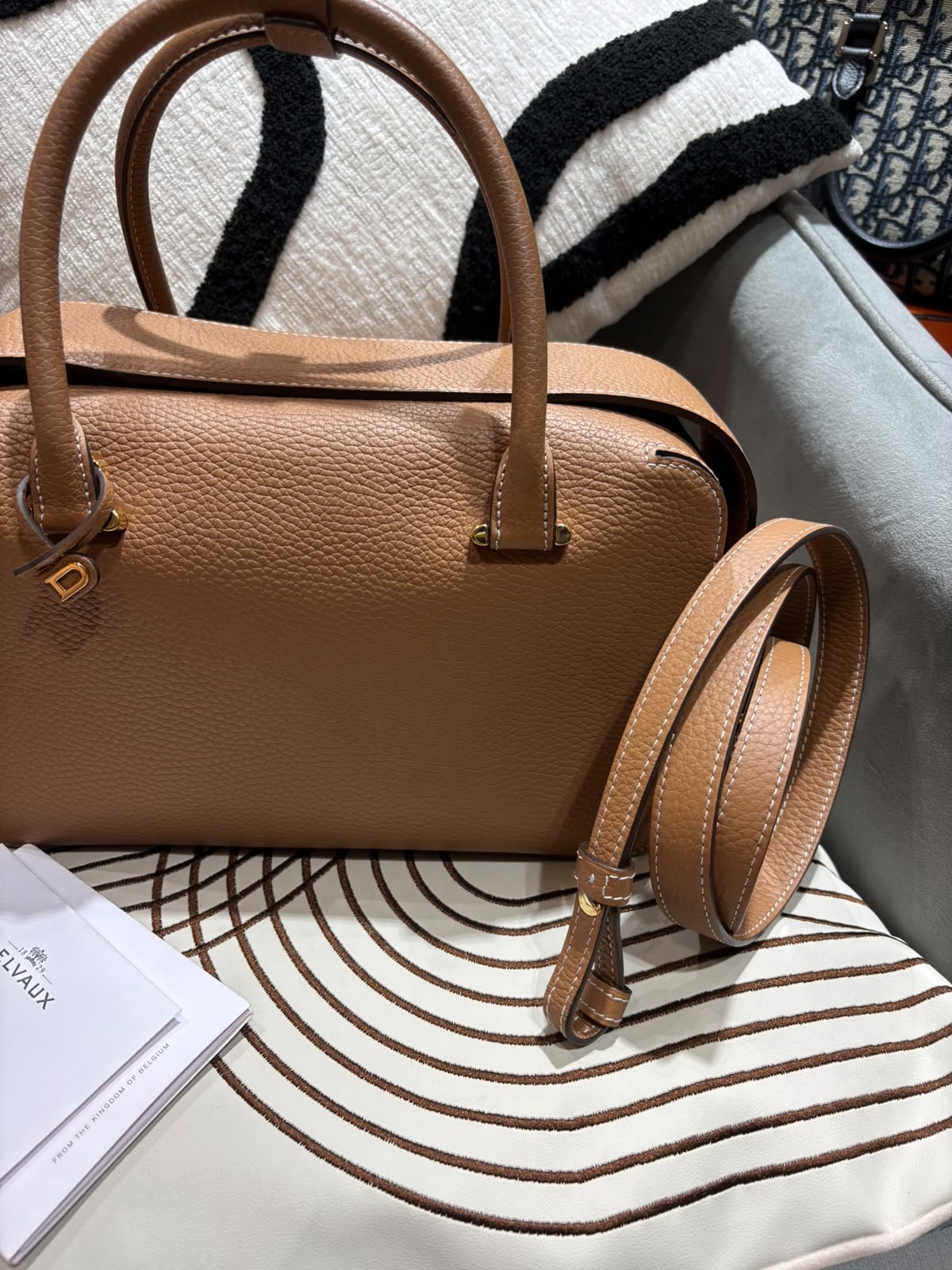 Delvaux Cool Box MM Taurillon Soft calfskin 100%Authentic, 99%New ✅ Receipt✅ certificate✅Dust Bag