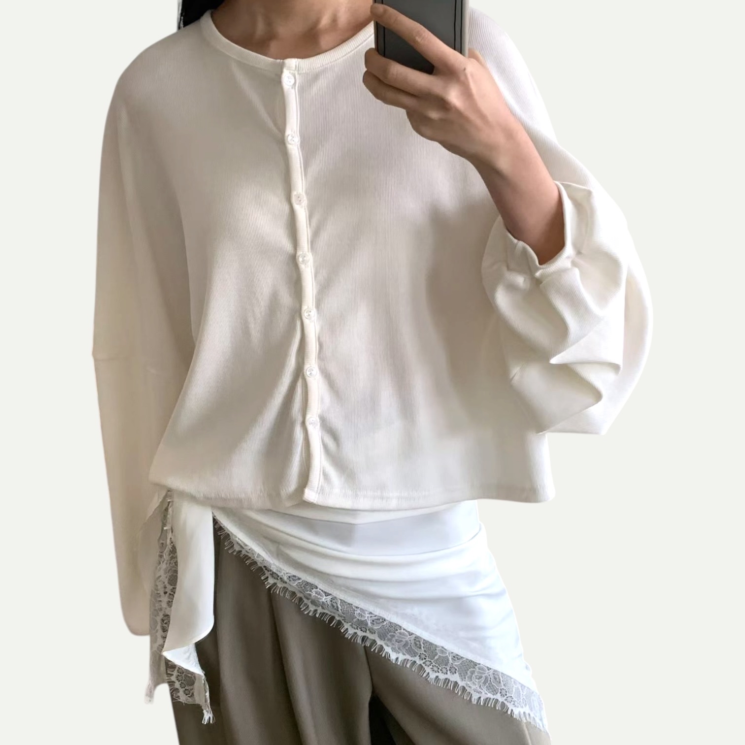 221045 Lace邊三角絲巾