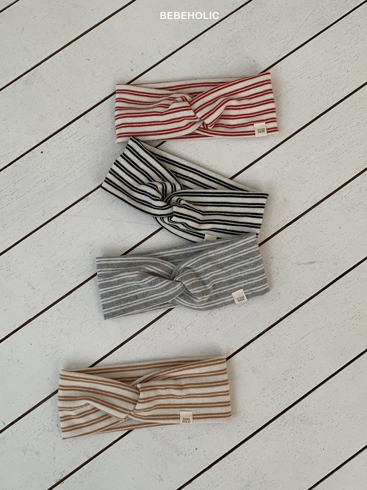 🌸預訂 韓國直送🌸🇰🇷BEBEHOLIC四色標籤條紋扭結髮帶