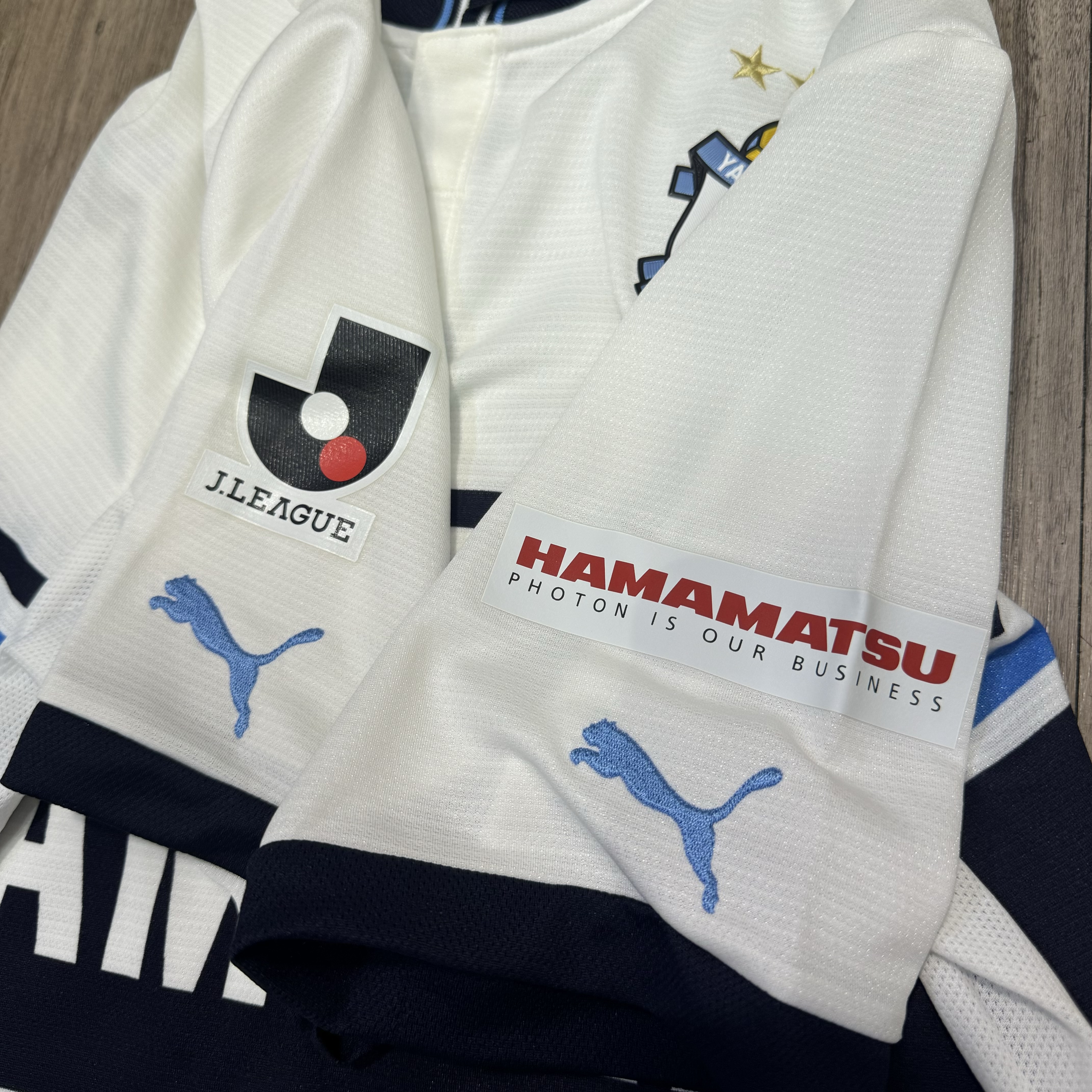 Jublio Iwata 2012 away shirt #11 Matsuura (Bnwt)