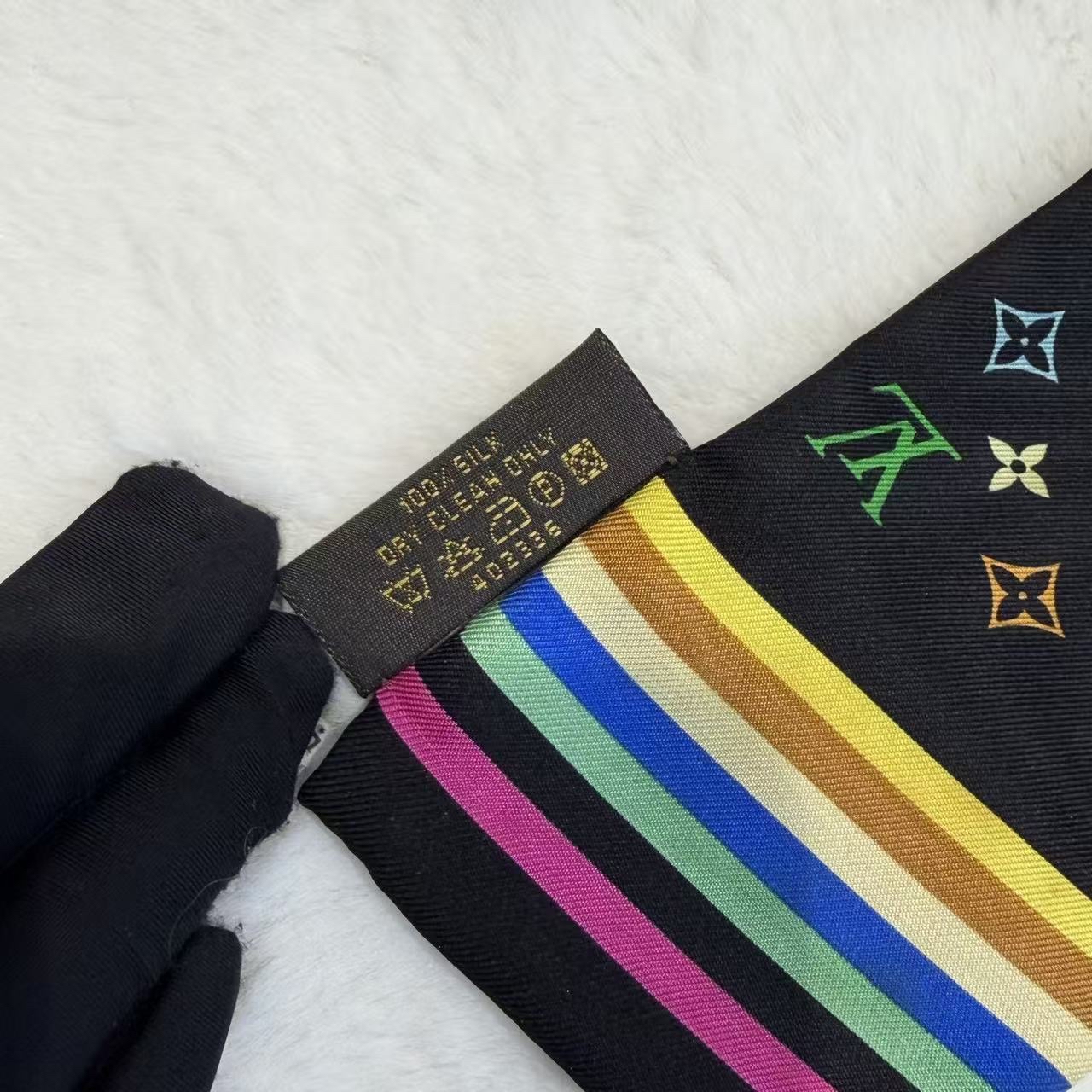 【村上隆xLV🌼 絕版限量款】 LV圍巾三彩Twilly絲巾