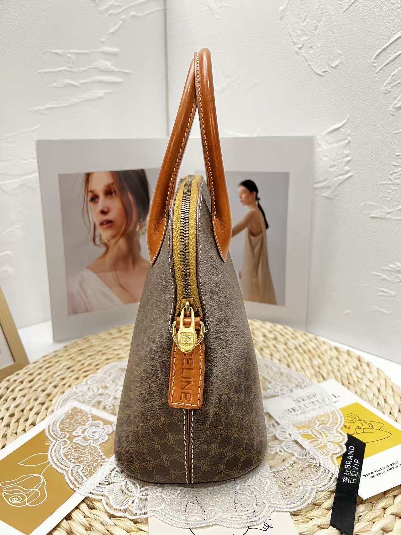 Celine Vintage Macadam Canvas Bolide Bag（揹帶款）