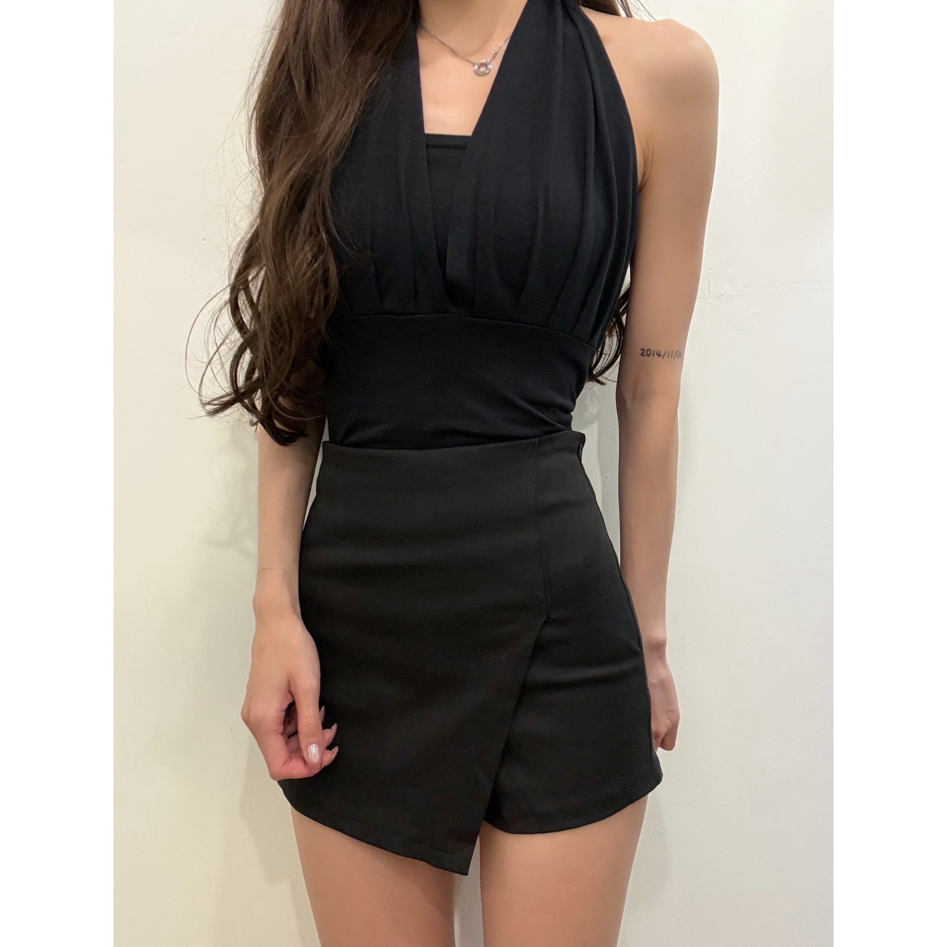 新品價6月6截單🤍2606G《ASYMMETRICAL SHORTS》
