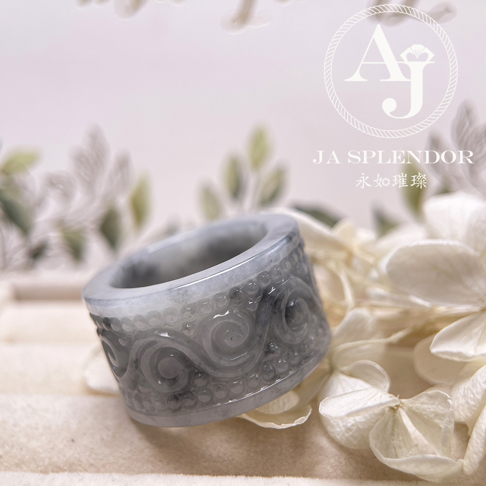 JR-199 天然翡翠A玉 烏鷄芝麻復古回紋雕花扳指