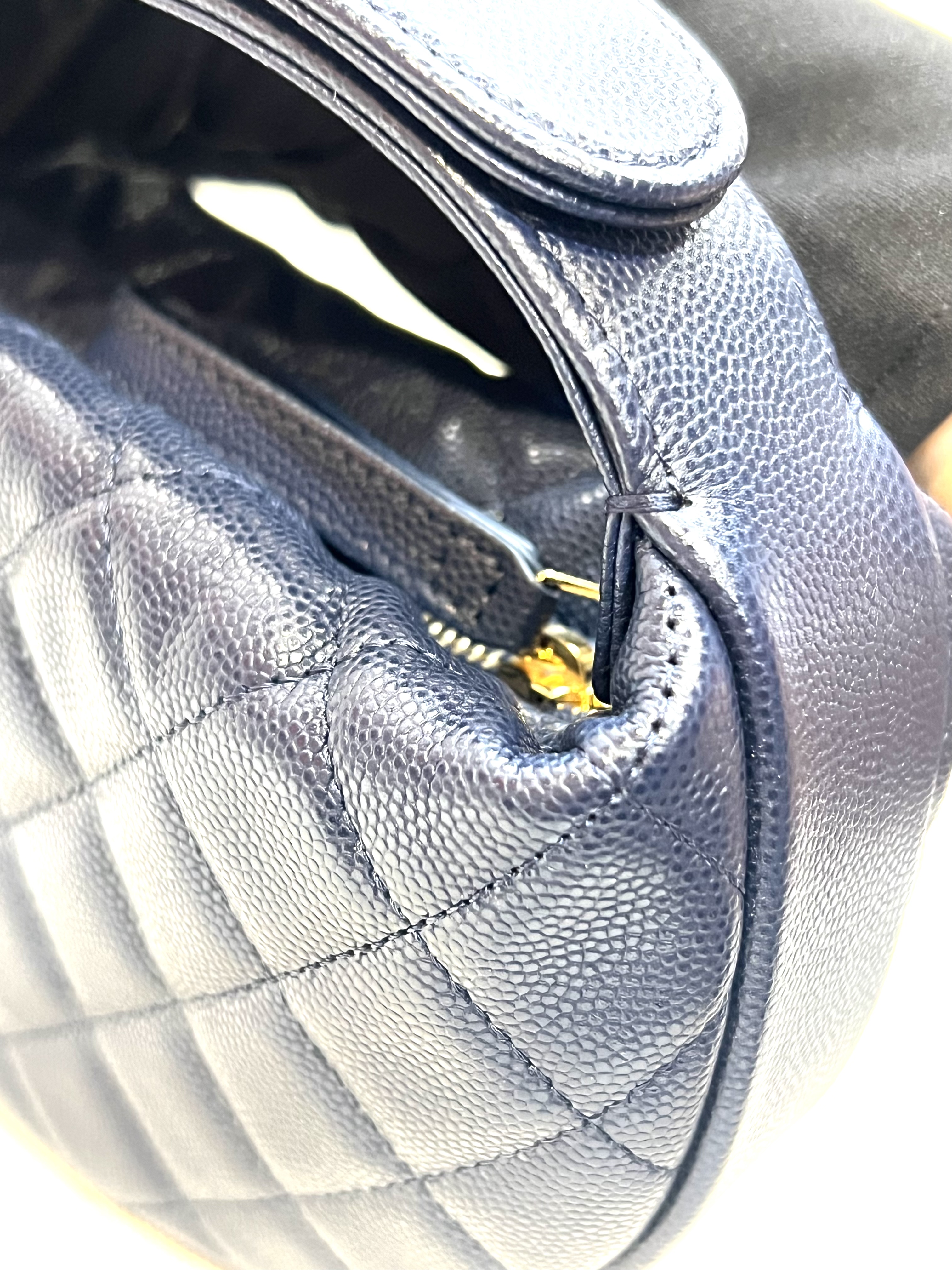 Pre-Owned CHANEL Hobo / Product Code: 26041653