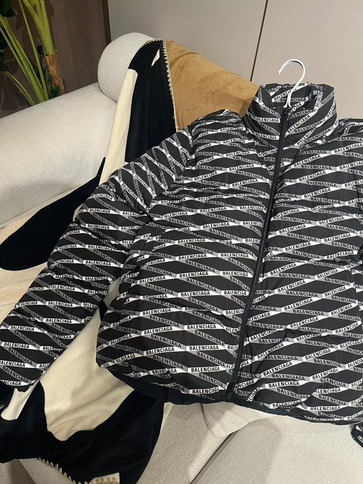Balenciaga Quilted Logo Print Shell Jacket 100%Authentic, 98%New 