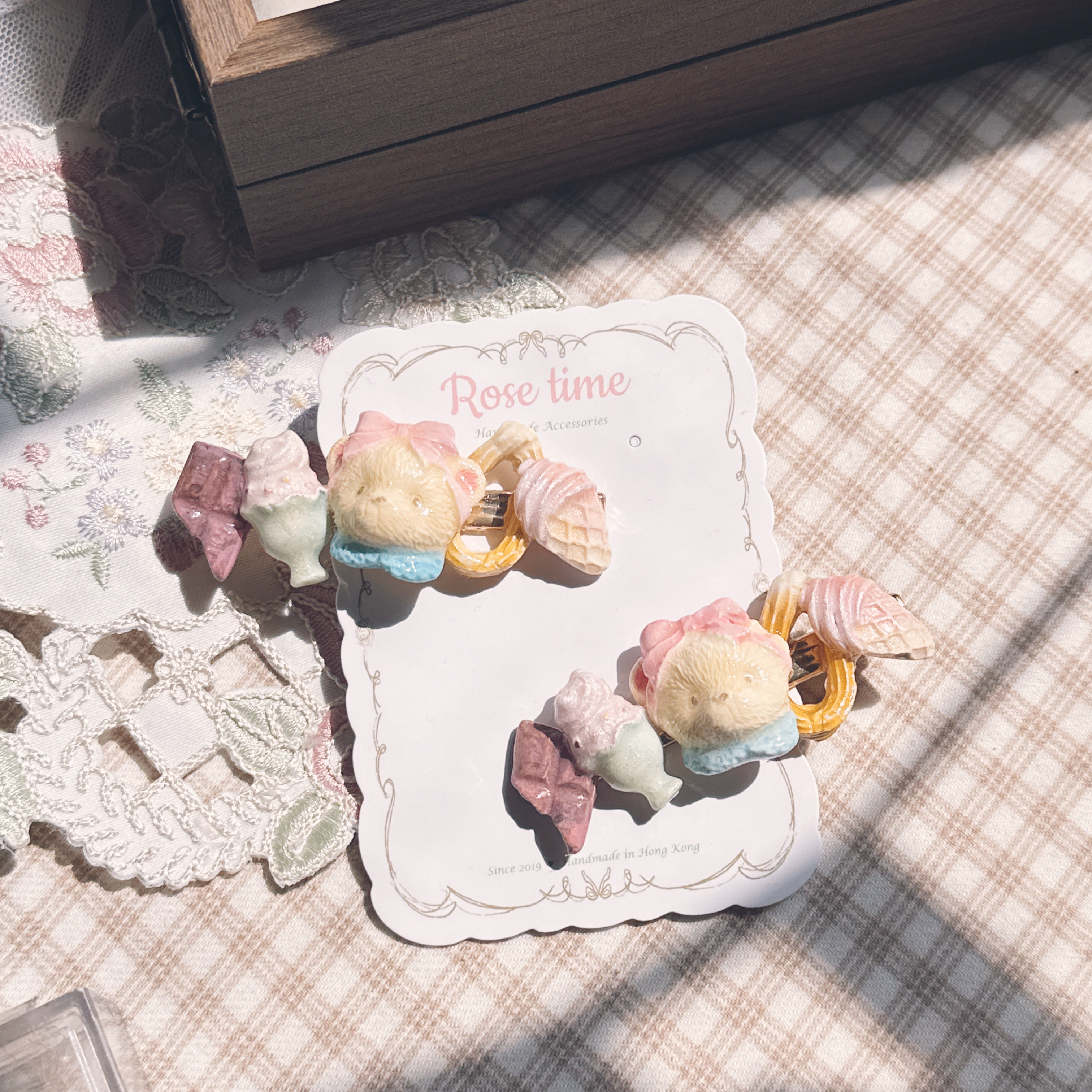 手繪 貪吃甜品小白熊🐻‍❄️髮夾 雪糕 🍦朱古力🍫