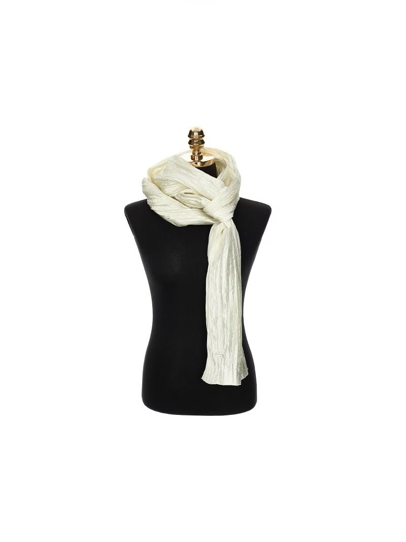 Natural wrinkled scarf 