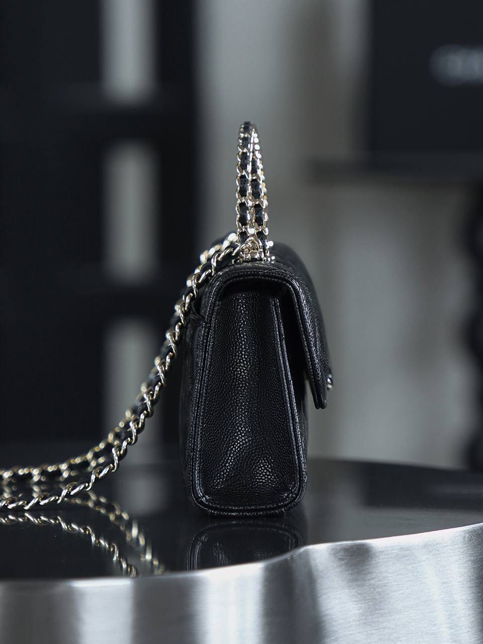 25S迷你Kelly橫款 鑒定版👜 一包一碼 支持全球鑒定查驗身份證原廠專G impala三隻羊皮料過關清單資料可査詢 精緻女孩的夢中情包，Kelly作為晚宴包代表角色之一，再度回歸的Kelly 25s精緻度滿分！ 美到犯規，自帶C比特光環，搭配經典Kelly包型，現代奢華質感和永恒經典的碰撞！ 五金：真空電鍍12K 皮料：impala三隻羊小球紋 尺寸：10*18*4.5cm