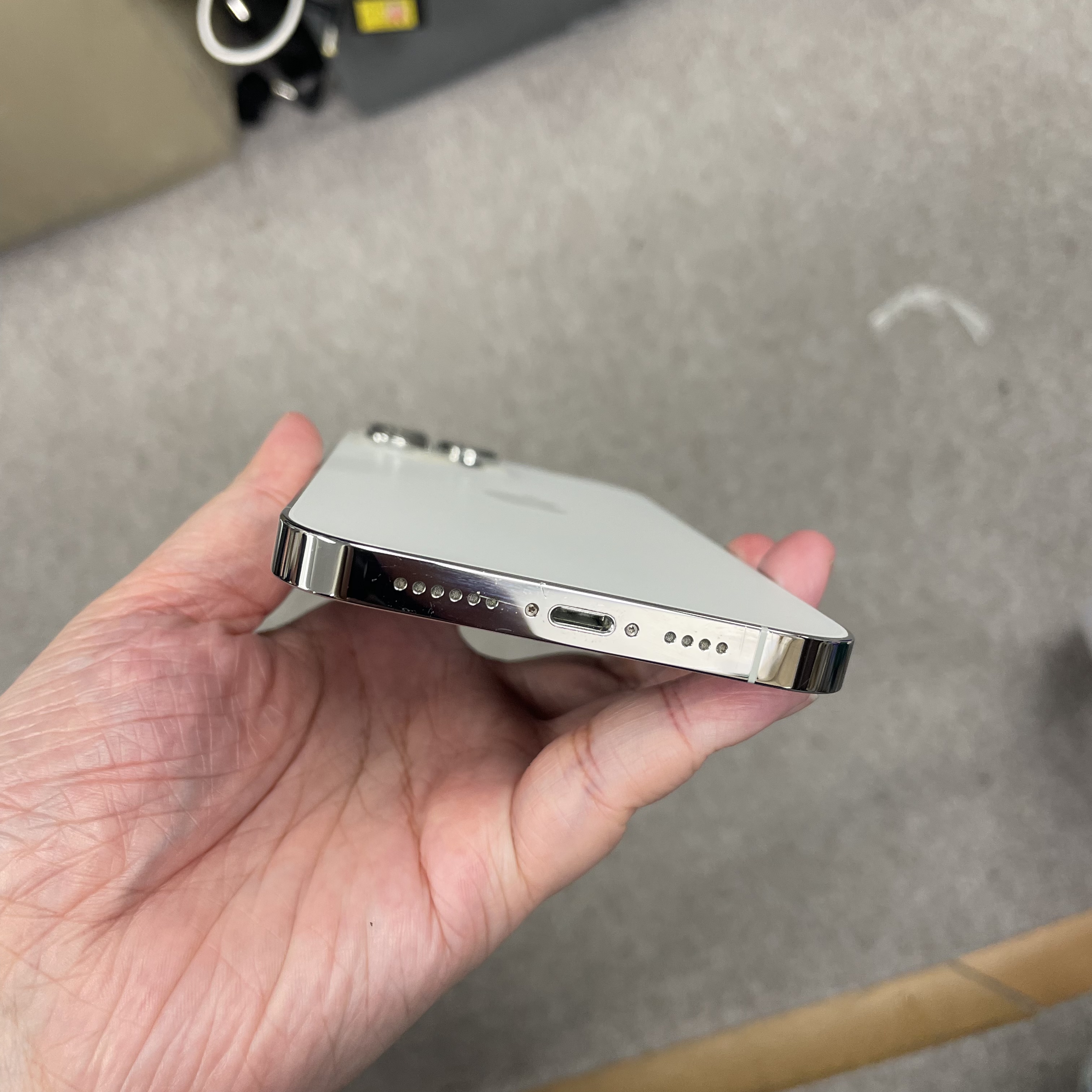 *5919 13 Promax 超靚機 256GB 電81 白色 white