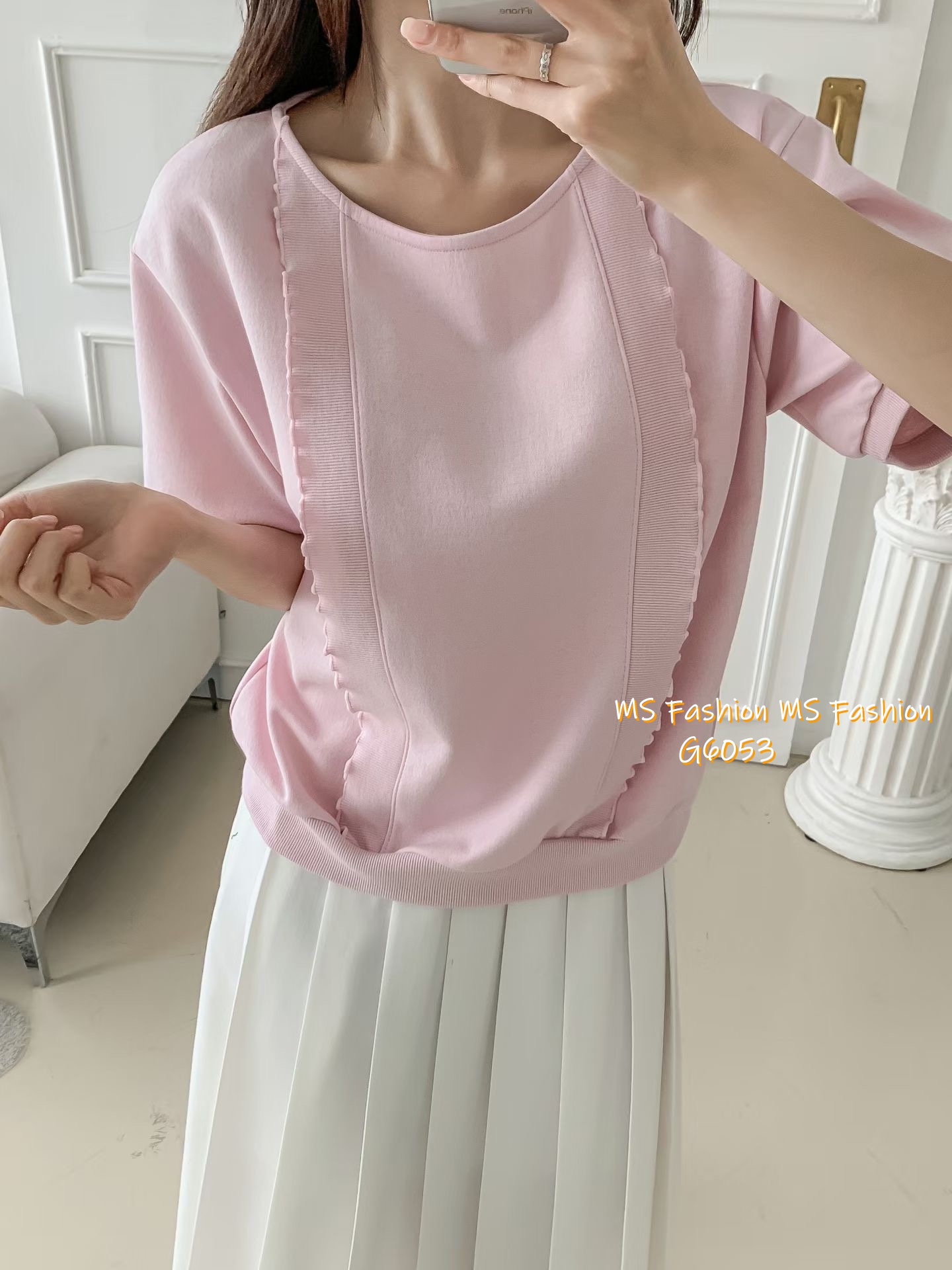 G6053 韓國🇰🇷淨色木耳邊top