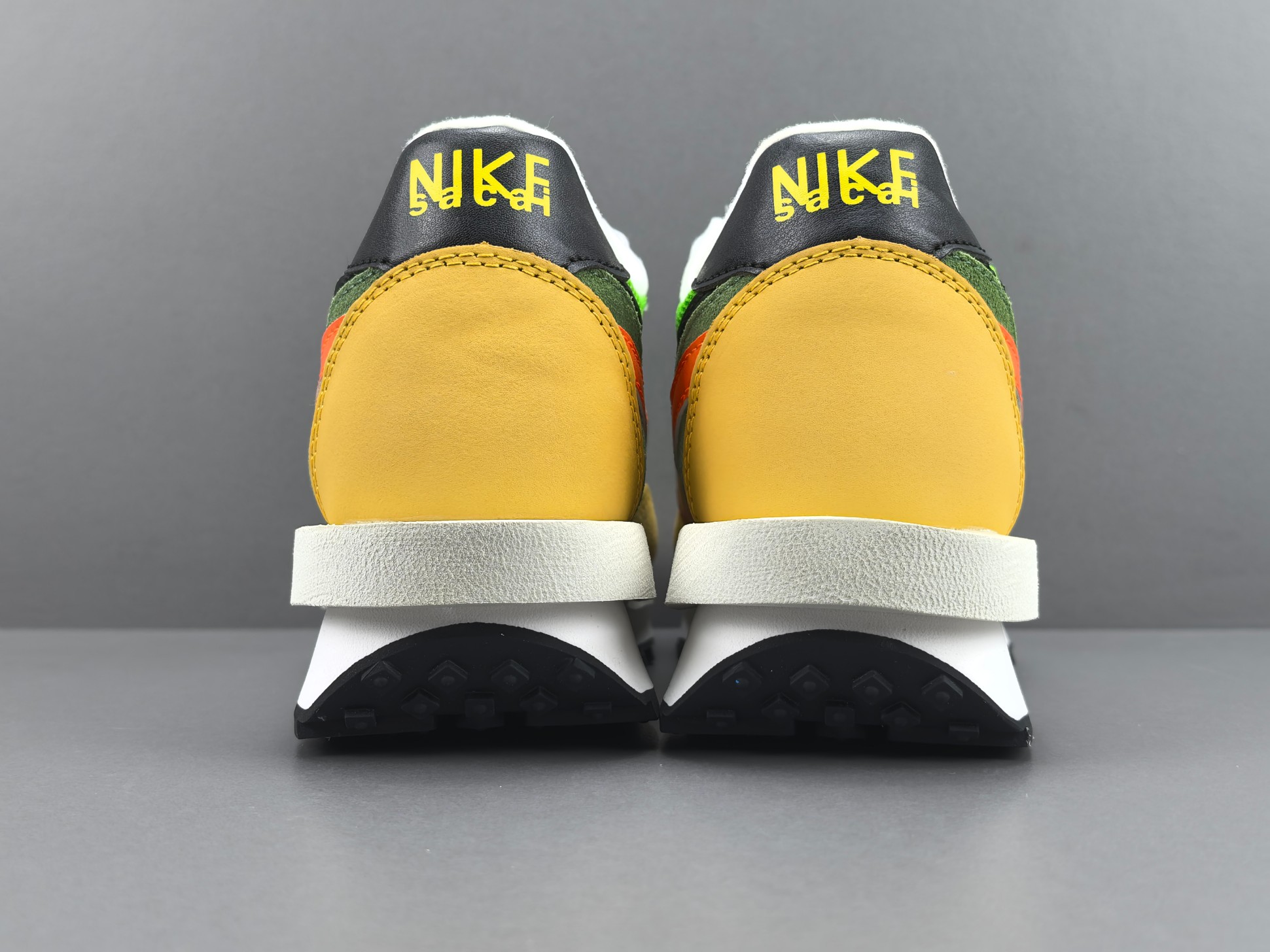 Nike LDWaffle sacai Green Gusto BV0073-300