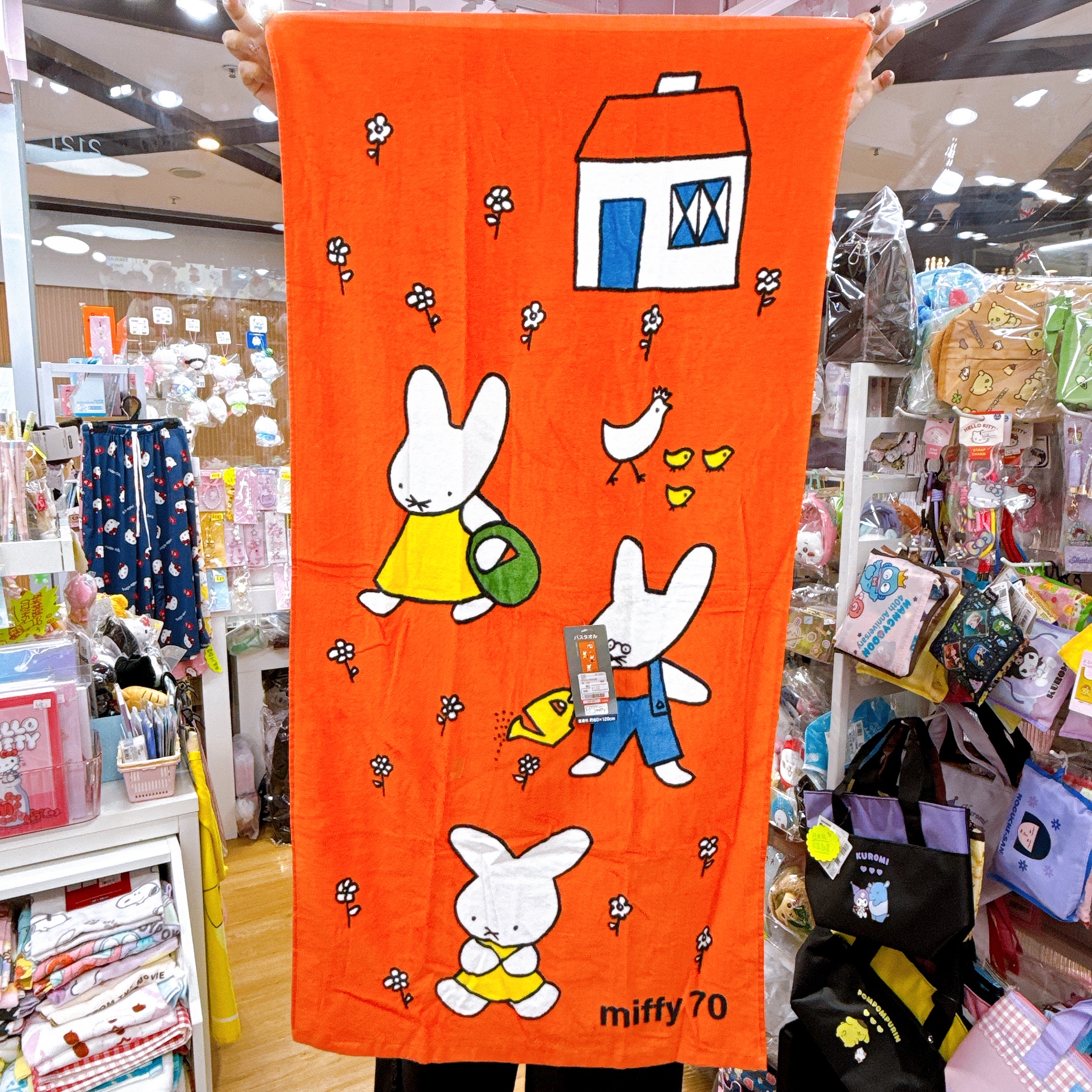 日本直送本店獨家發售比卡超 Mario 鬆弛熊Miffy Snoopy Mario Pingu大浴巾