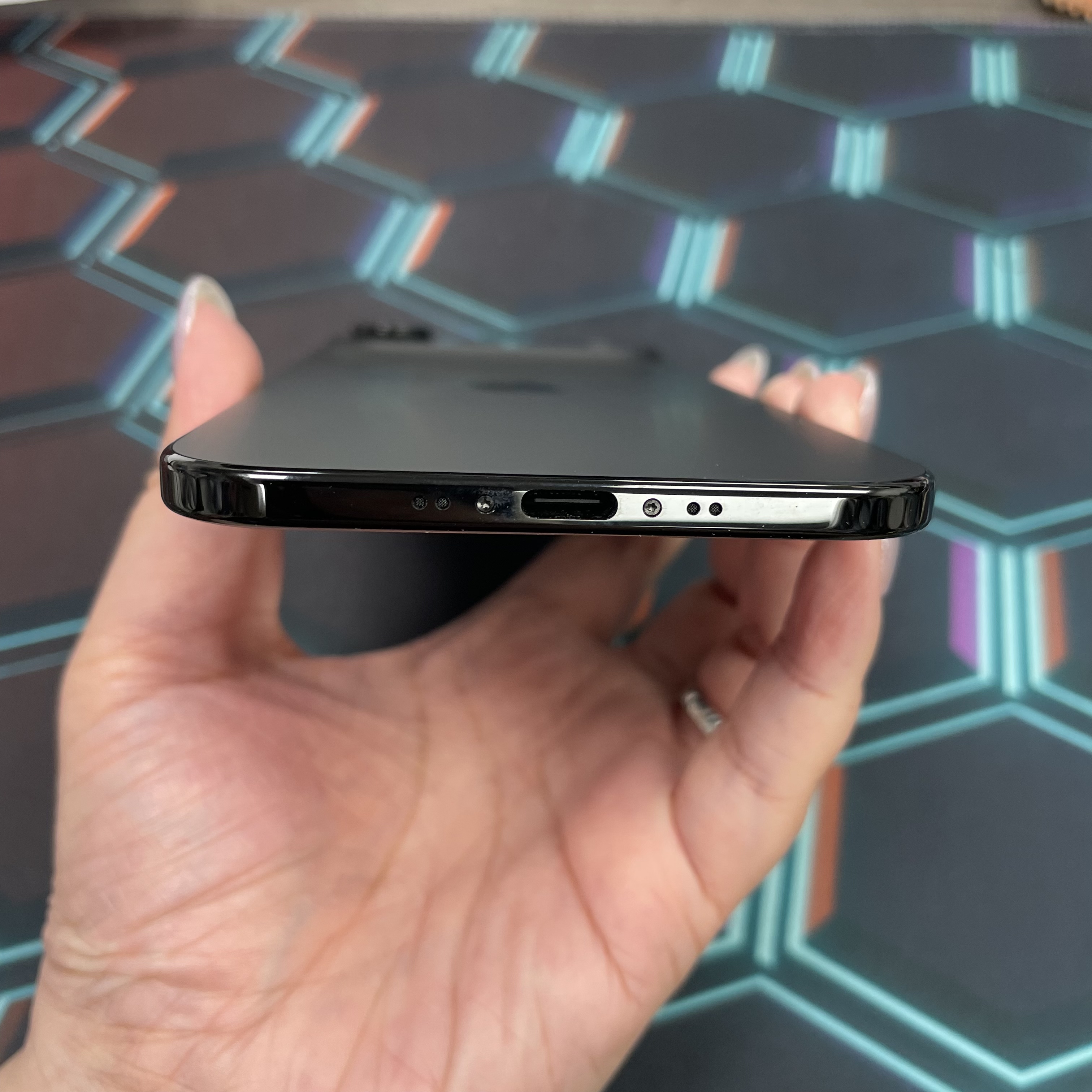 *6877 17 Air 完美機 256GB 電100 黑色 black