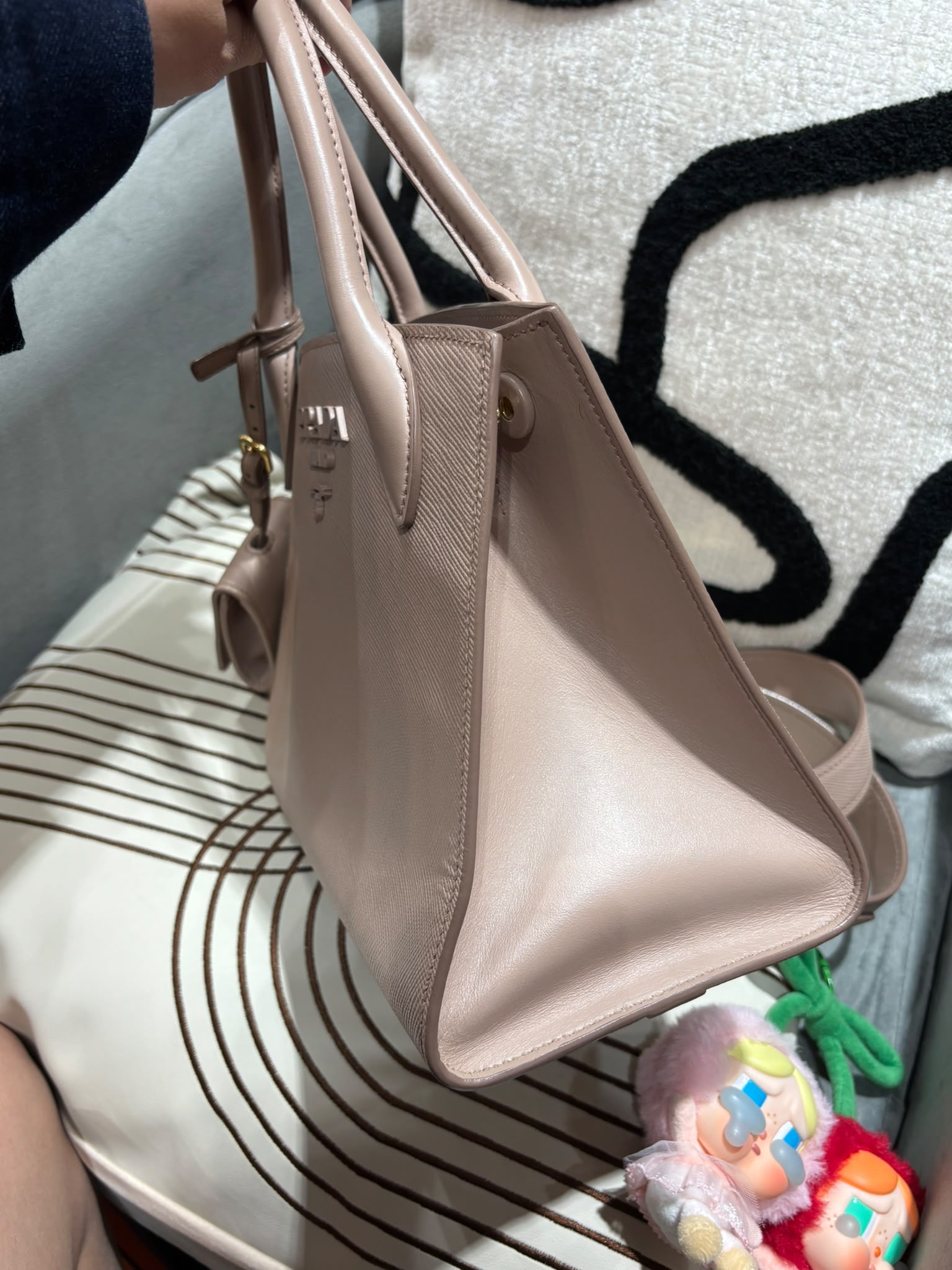 Prada shoulder bag 2way bag  100%Authentic, 95%New
