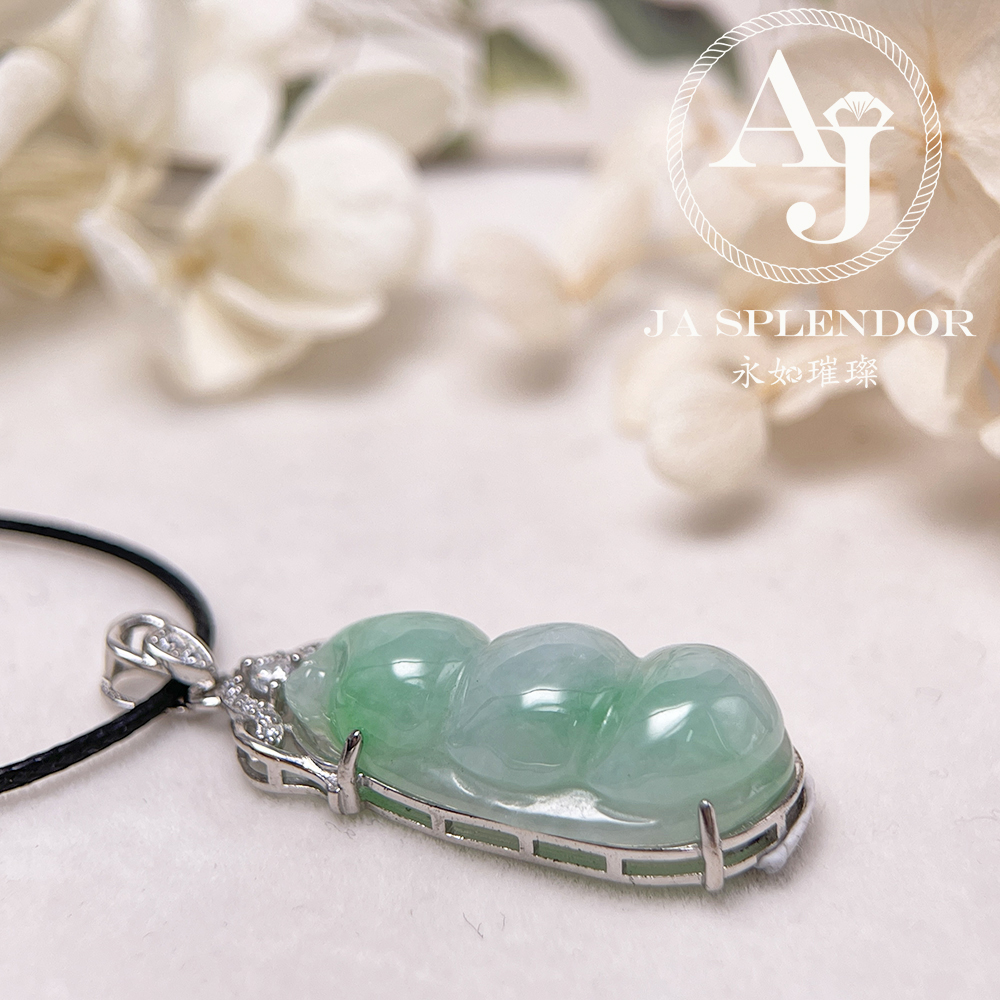 JNS-62 天然翡翠A玉 膠潤細糯化白底青四季平安福豆吊墜