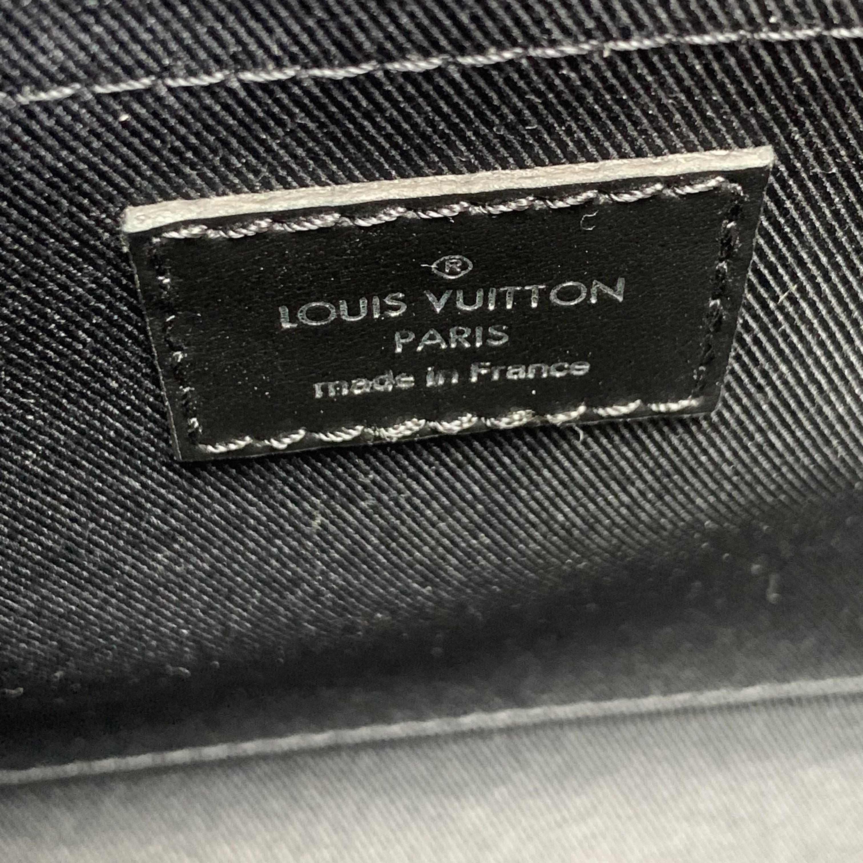 Louis Vuitton Monogram Eclipse Trunk Messenger（M45727）黑灰色老花郵差包