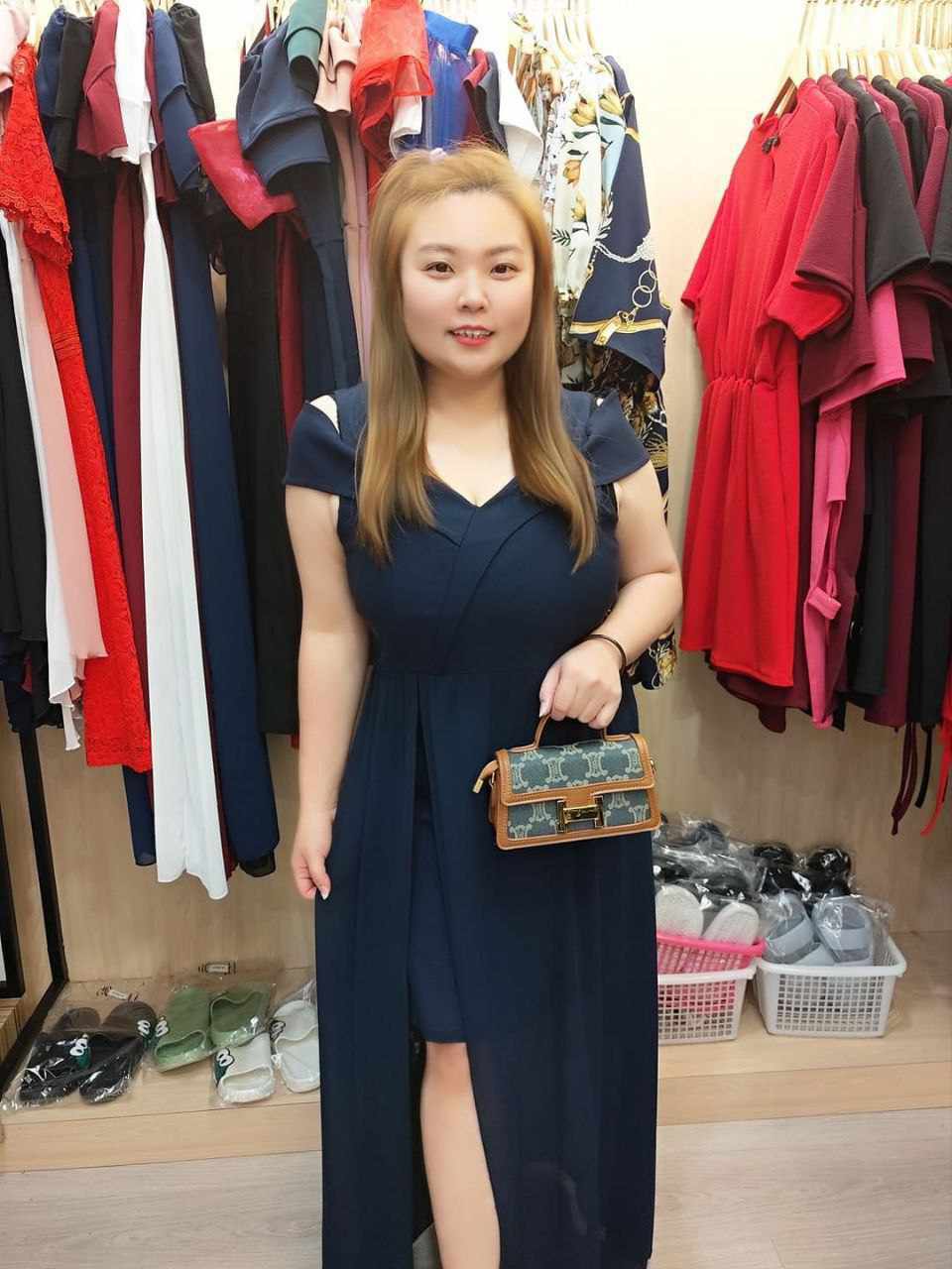 TT#0004 露肩Y领长纱礼服