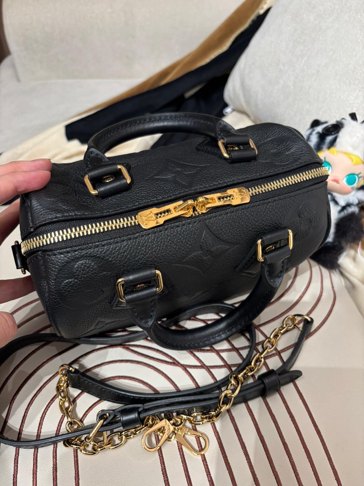 Lv Speedy 20 Bandoulière 20 M58953 Monogram Empreinte粒面皮革 100%Authentic, 98%New ✅Key Lock ✅Dust bag