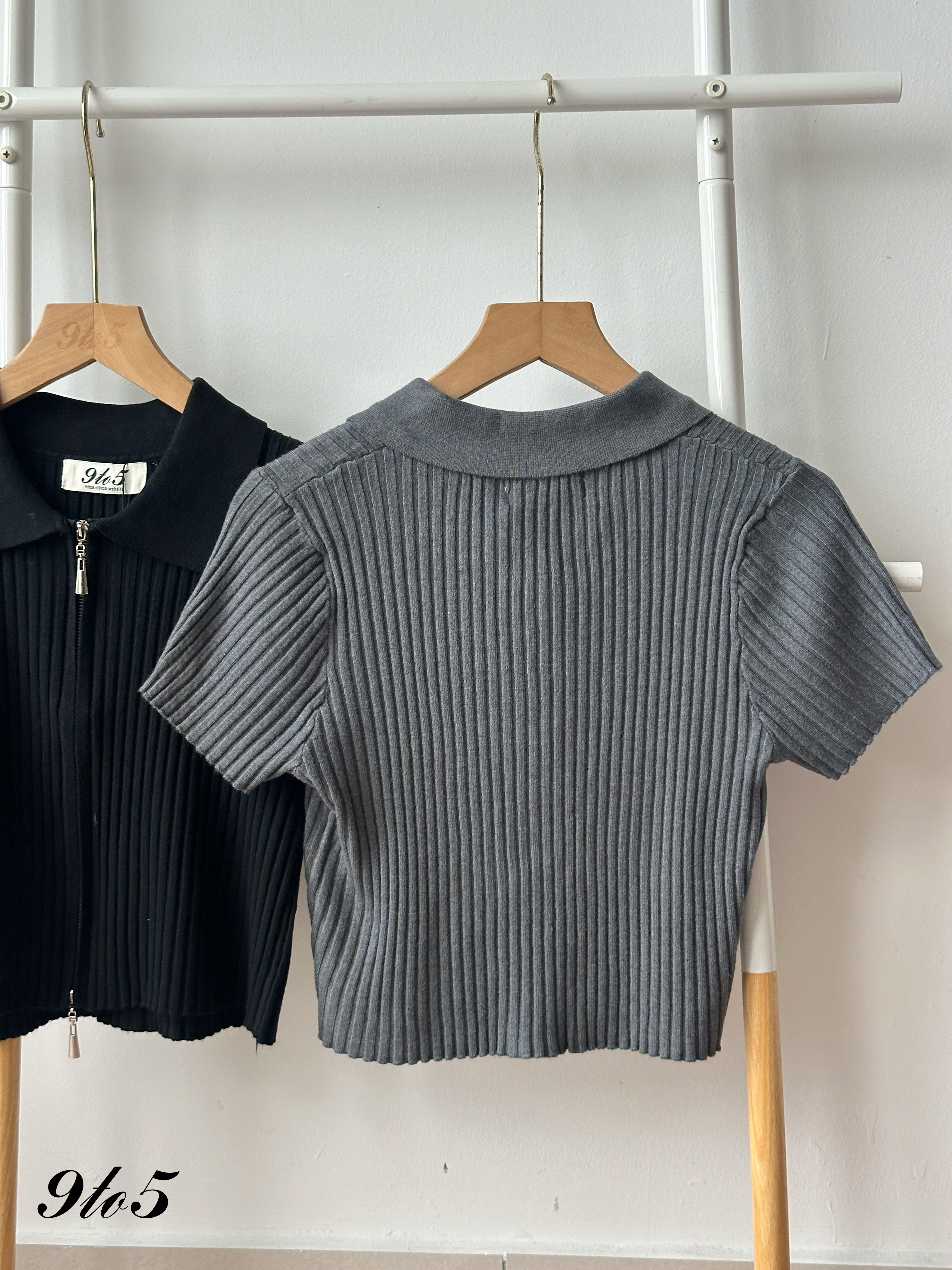T4283 Zipped Ribbed Crop Top - 4 Colors 