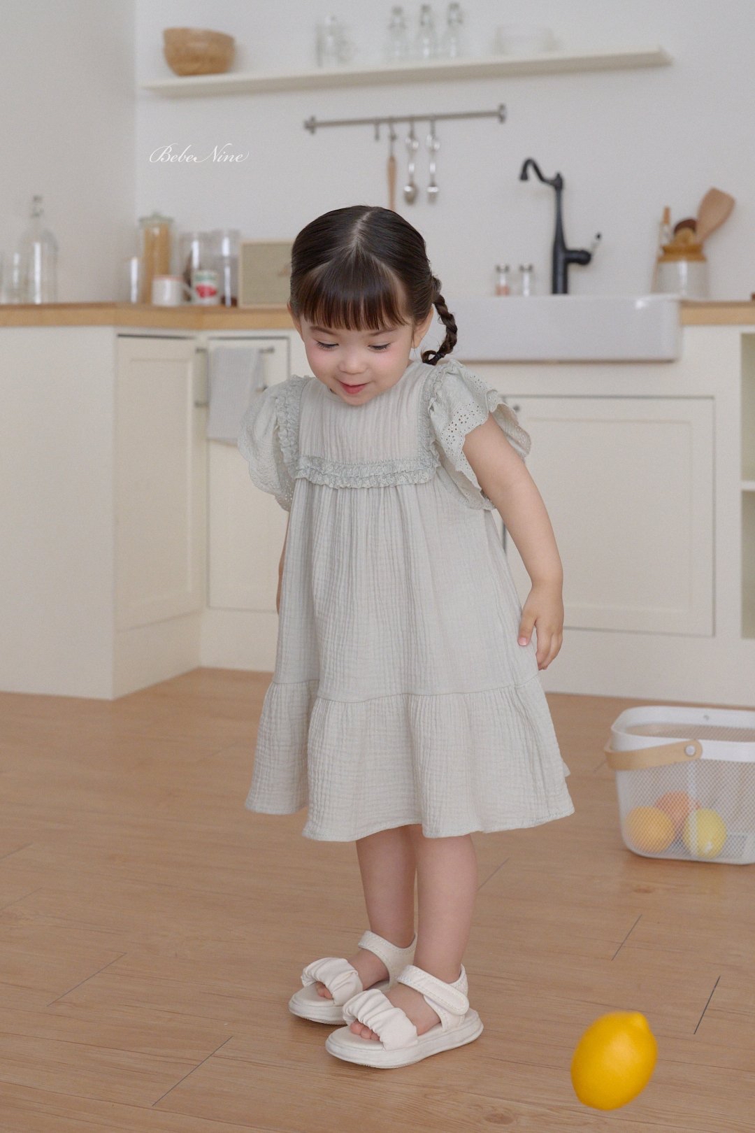 ☀️預訂 韓國直送☀️🇰🇷Bebenine兩色蕾絲荷葉邊袖連身裙