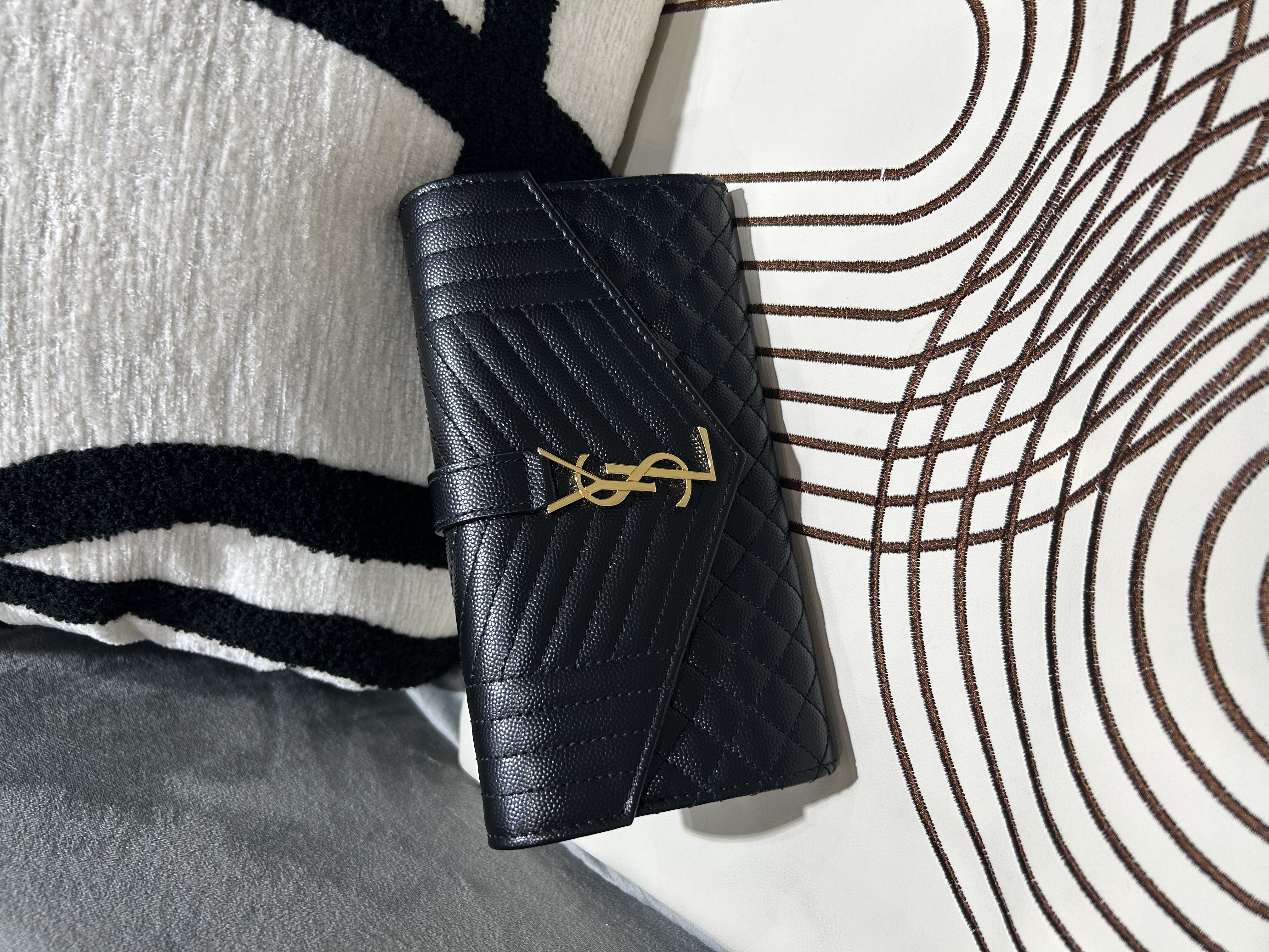 未使用品 YSL YVES SAINT LAURENT I Envelope Long Wallet 黑色顆粒紋牛皮長銀包 100%Authentic, unused 未使用品  ✅box 